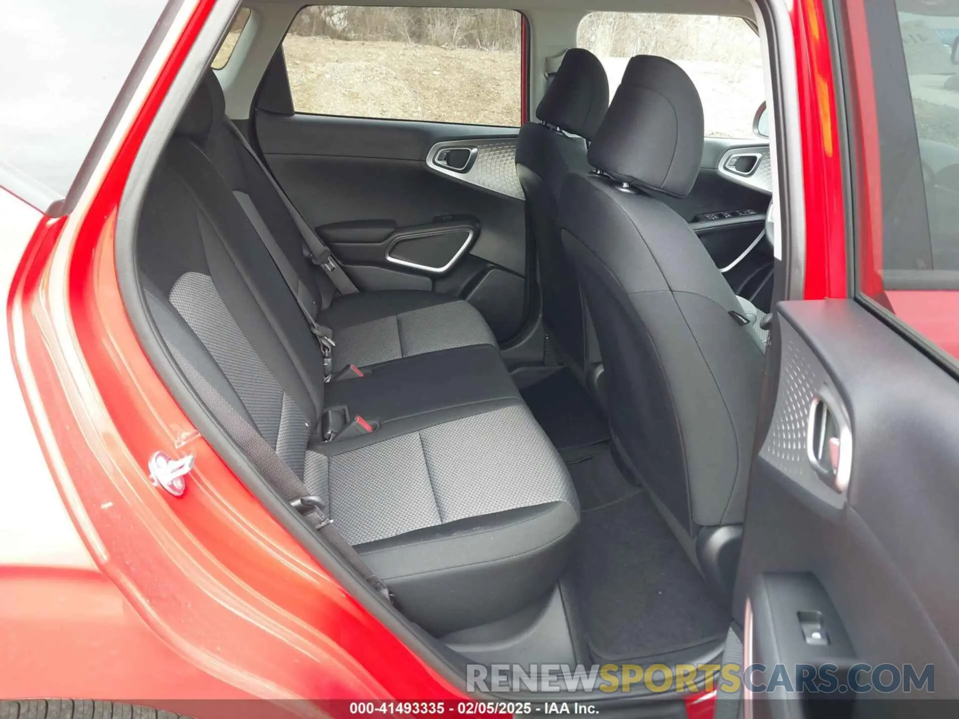 8 fotografías del automóvil dañado KNDJ23AUXS7254598 KIA SOUL 2025
