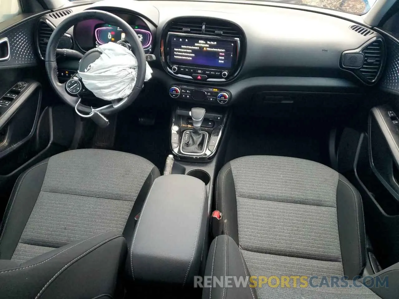 8 fotografías del automóvil dañado KNDJ33AU2S7243981 KIA SOUL 2025