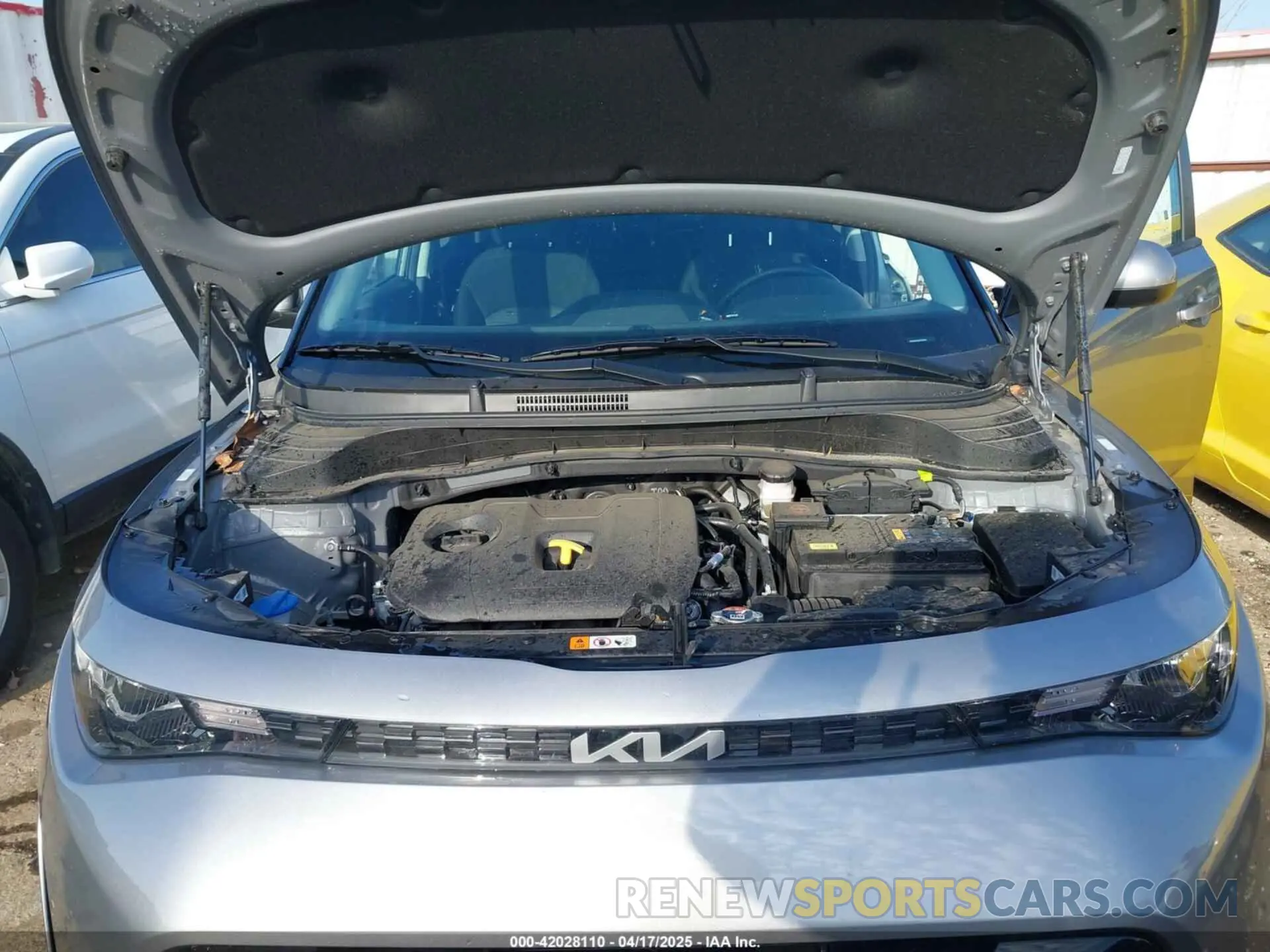 10 fotografías del automóvil dañado KNDJ33AU8S7923691 KIA SOUL 2025