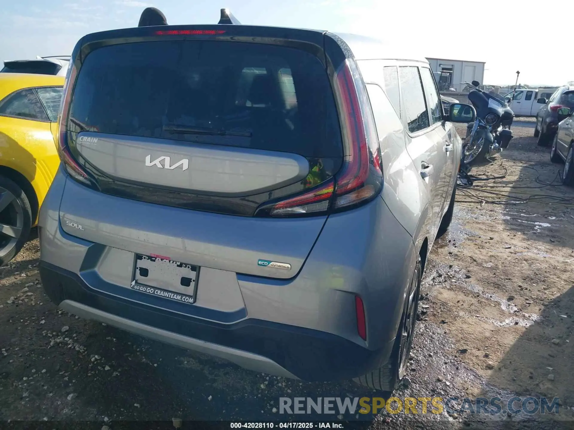 4 fotografías del automóvil dañado KNDJ33AU8S7923691 KIA SOUL 2025