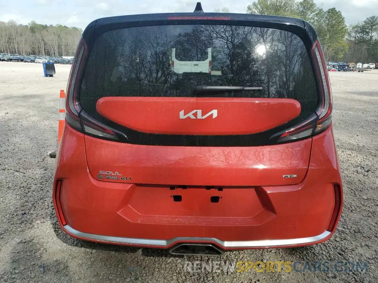 6 fotografías del automóvil dañado KNDJ53AU4S7245483 KIA SOUL 2025