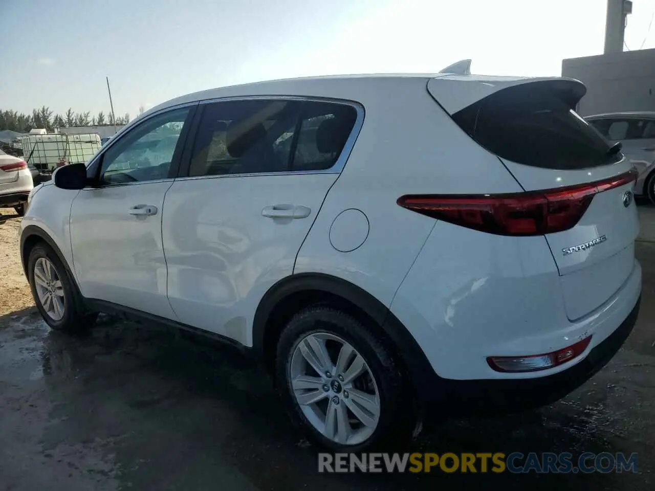 2 fotografías del automóvil dañado KNDPM3AC0K7526555 KIA SPORTAGE 2019