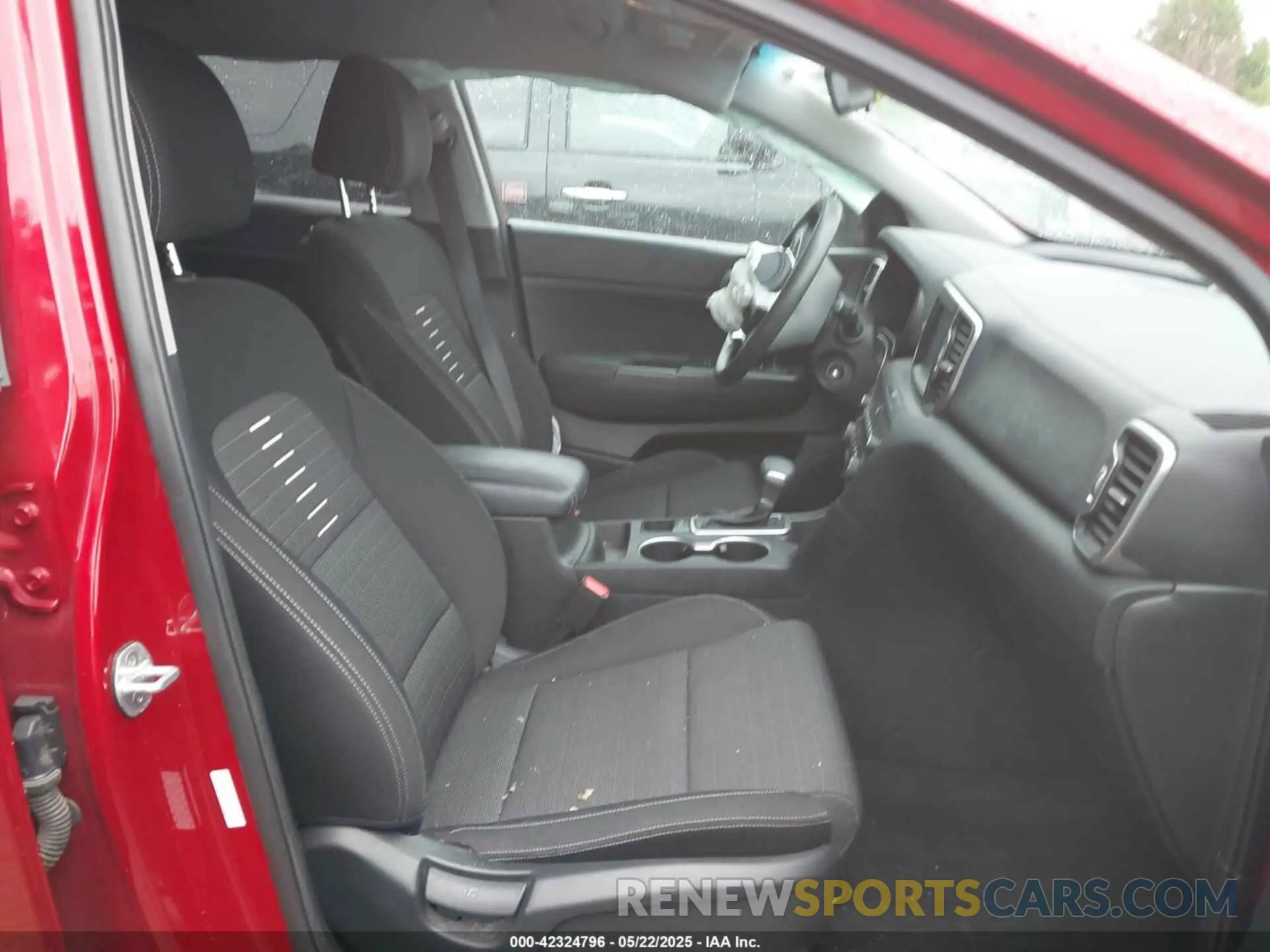 5 fotografías del automóvil dañado KNDPM3AC0K7548216 KIA SPORTAGE 2019