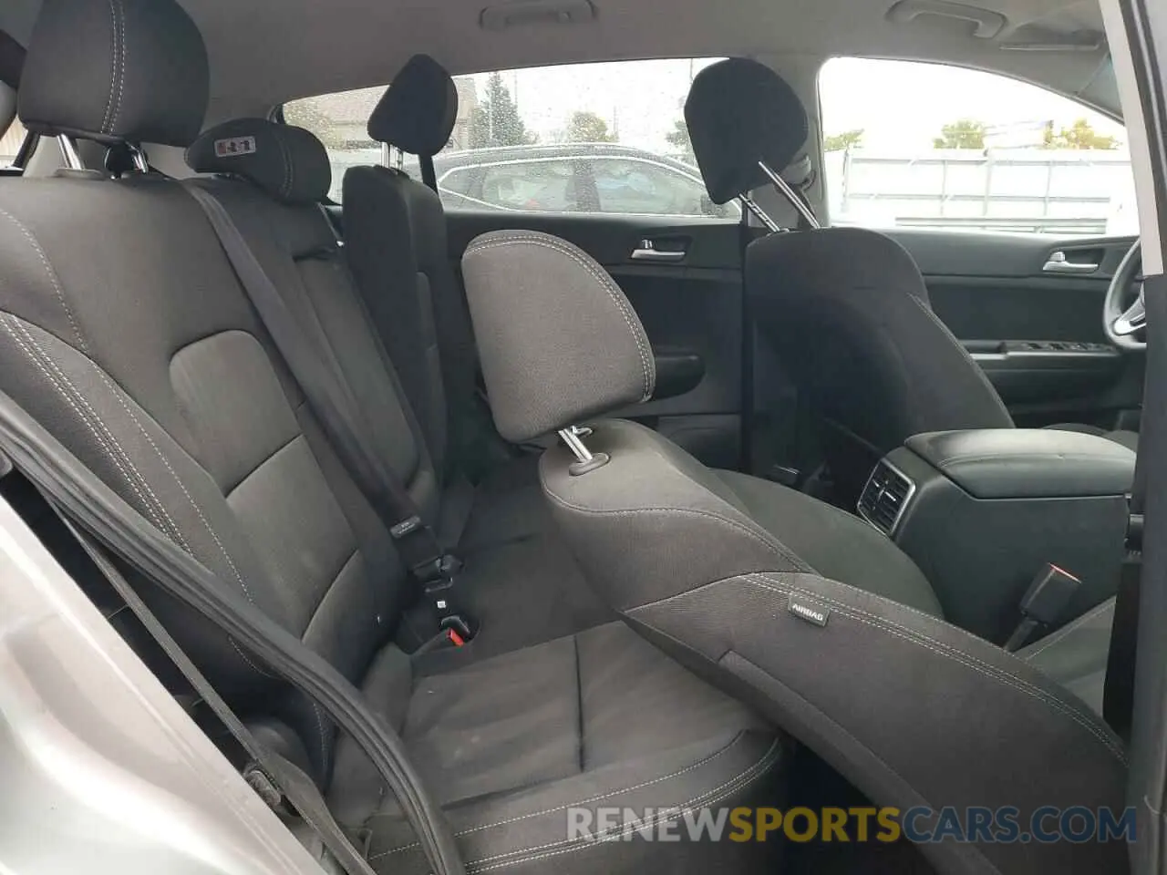 11 fotografías del automóvil dañado KNDPM3AC0K7598971 KIA SPORTAGE 2019