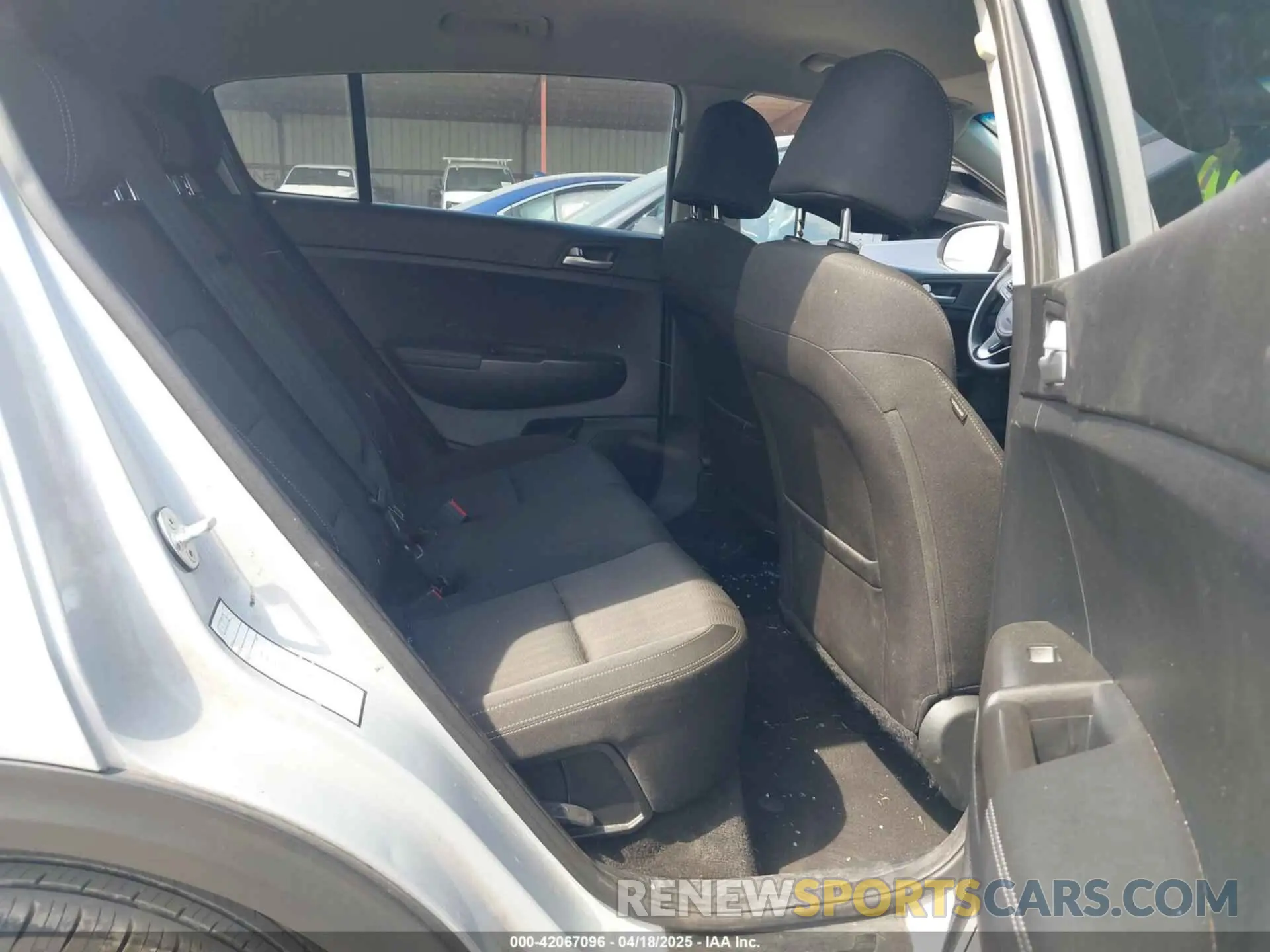 8 fotografías del automóvil dañado KNDPM3AC1K7508498 KIA SPORTAGE 2019
