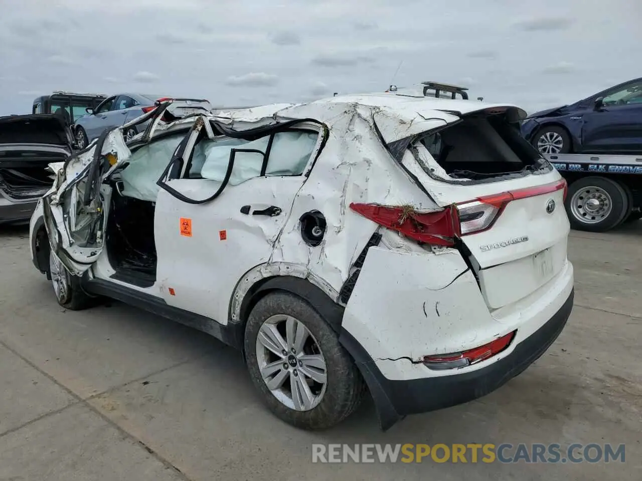 2 fotografías del automóvil dañado KNDPM3AC1K7623957 KIA SPORTAGE 2019