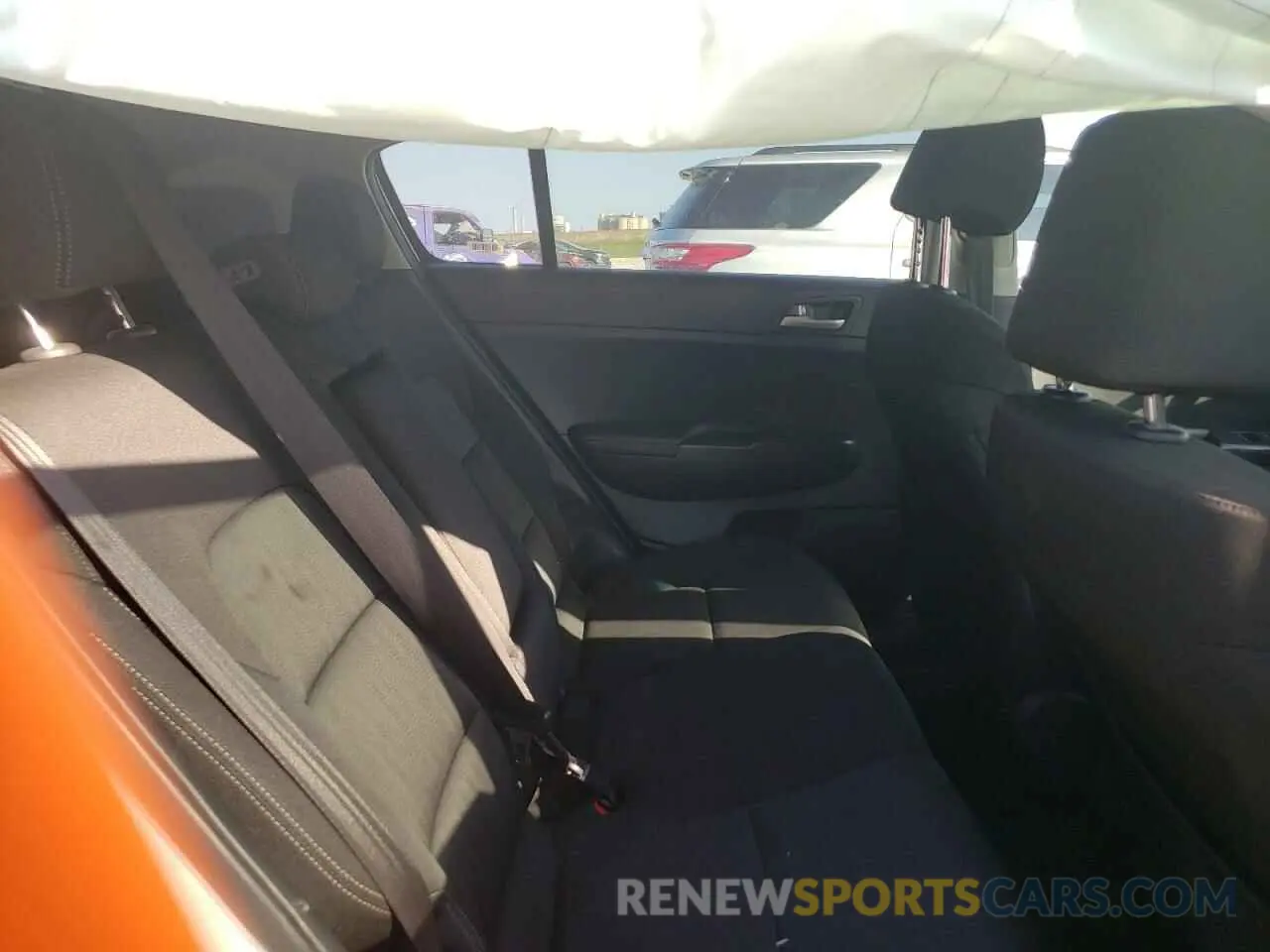 10 fotografías del automóvil dañado KNDPM3AC2K7508283 KIA SPORTAGE 2019