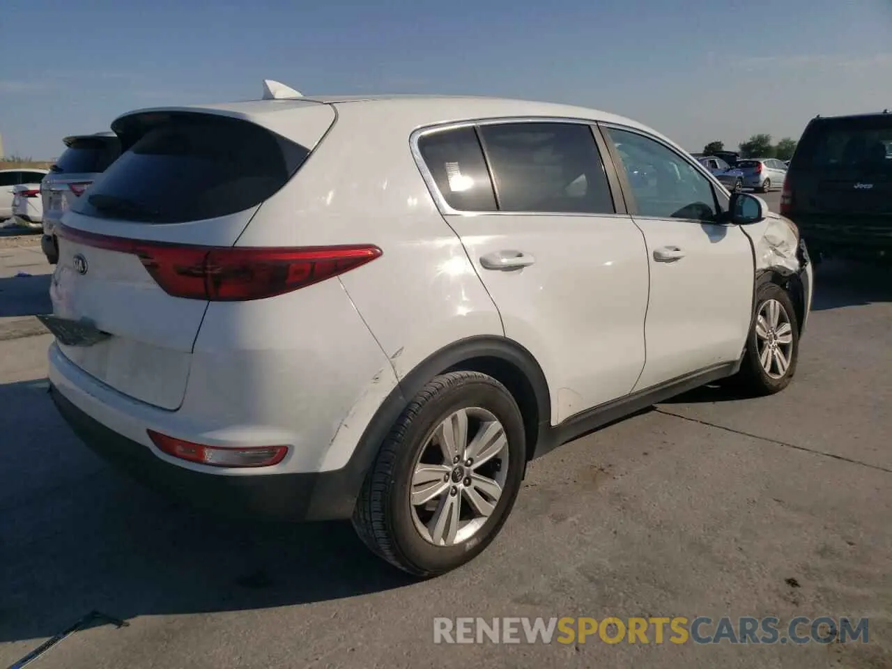 3 fotografías del automóvil dañado KNDPM3AC2K7508283 KIA SPORTAGE 2019