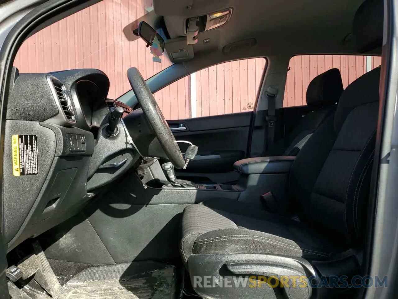 7 fotografías del automóvil dañado KNDPM3AC2K7559749 KIA SPORTAGE 2019