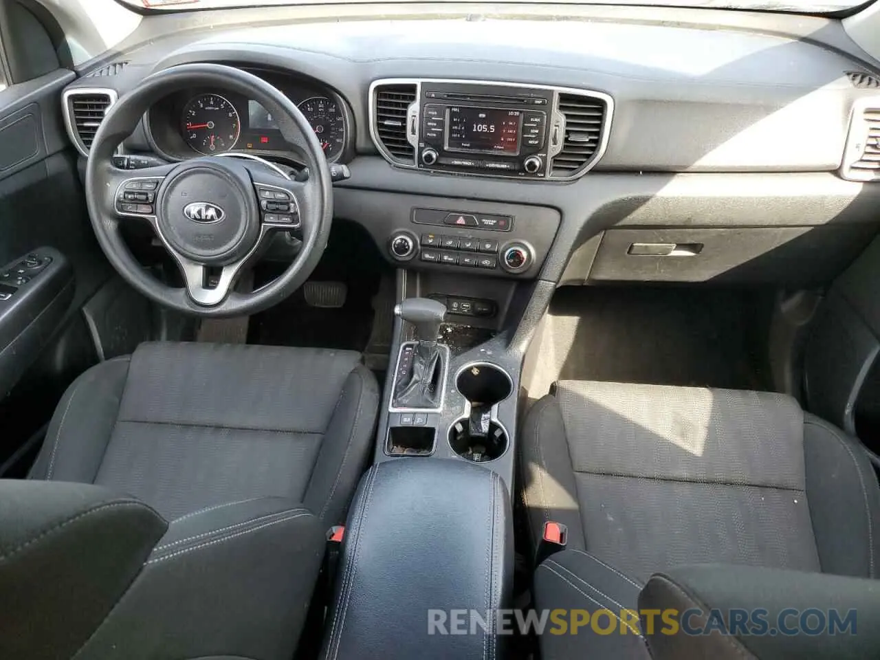 8 fotografías del automóvil dañado KNDPM3AC3K7623216 KIA SPORTAGE 2019