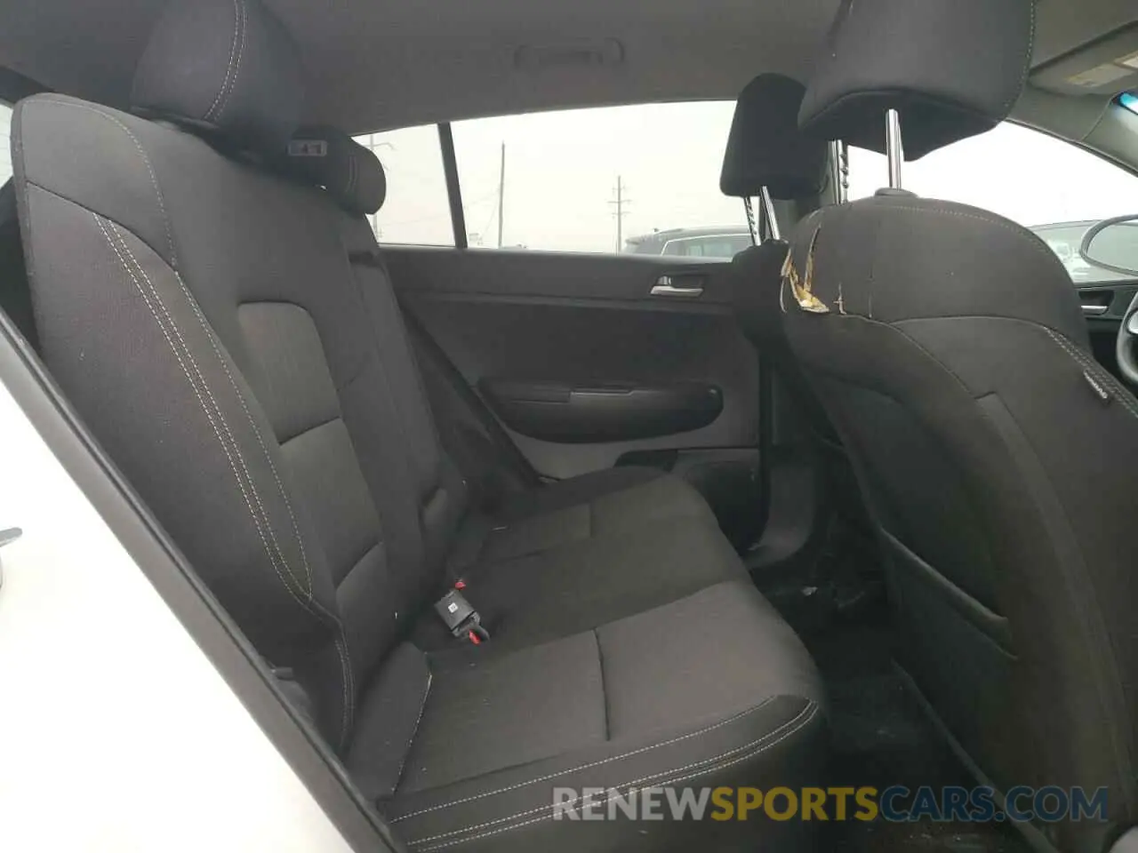 11 fotografías del automóvil dañado KNDPM3AC4K7527014 KIA SPORTAGE 2019
