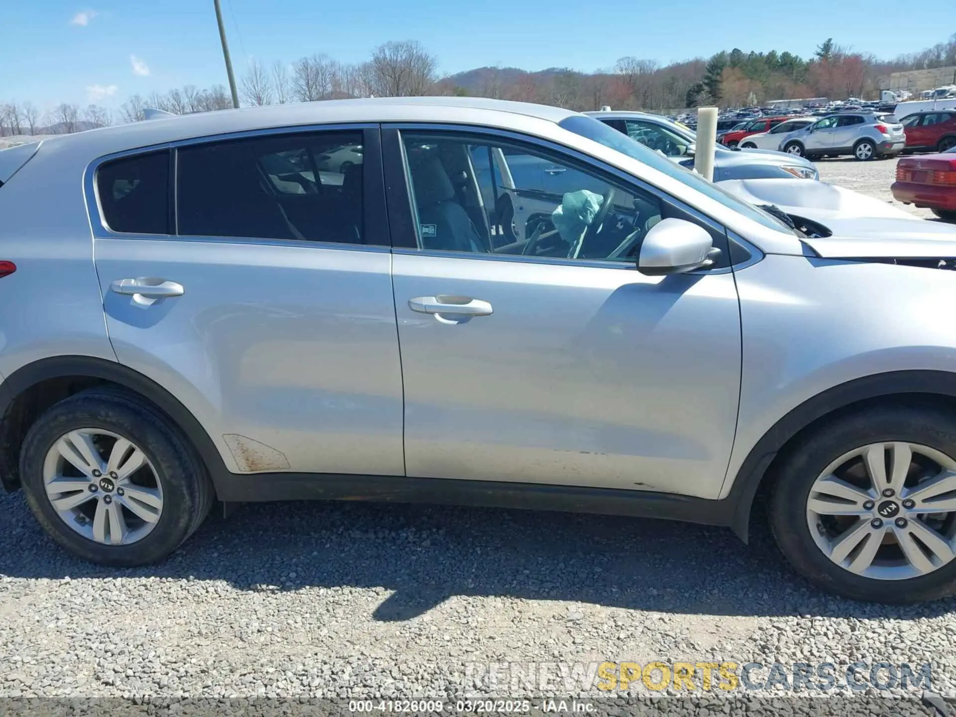 13 fotografías del automóvil dañado KNDPM3AC4K7591148 KIA SPORTAGE 2019