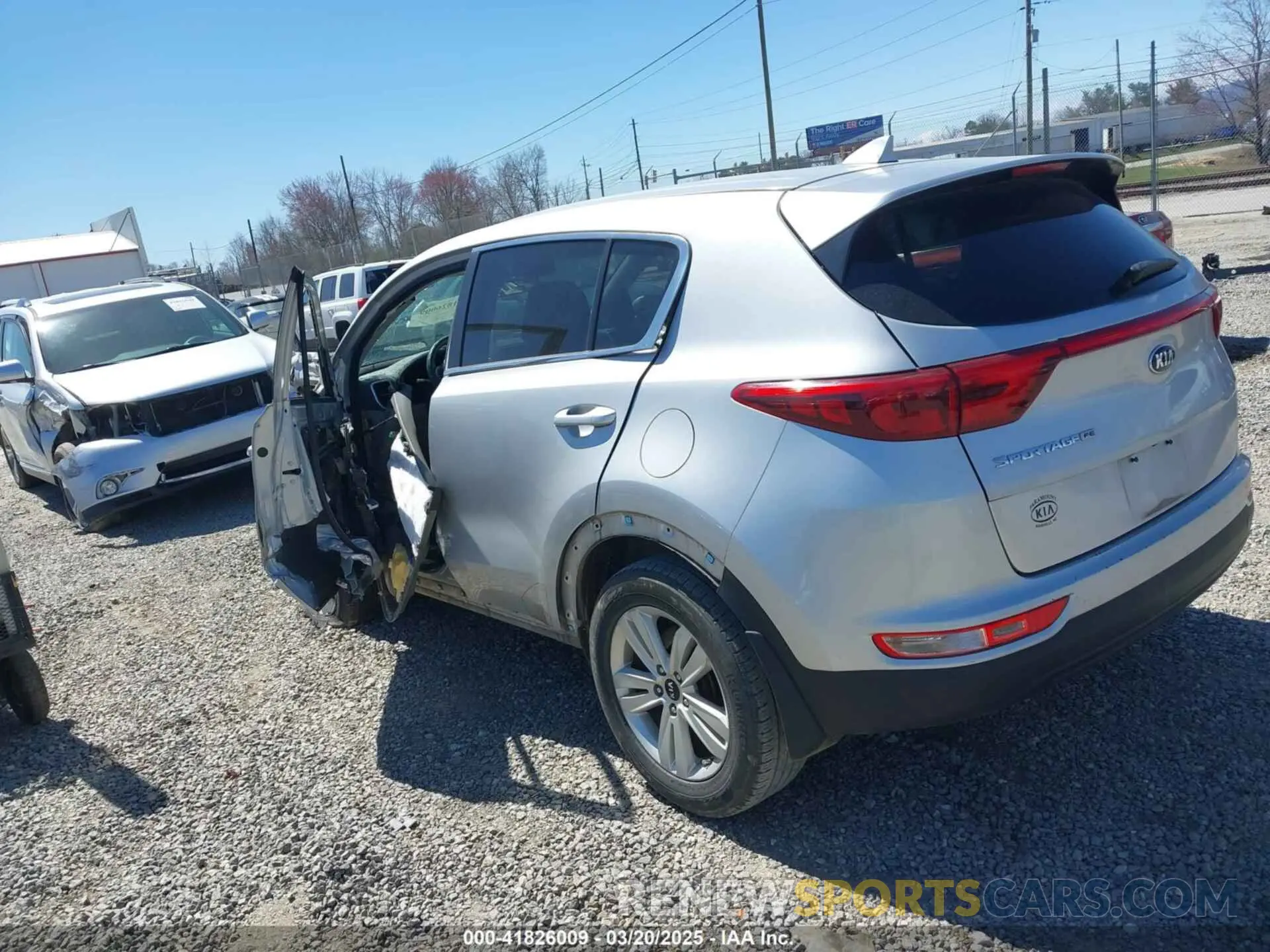 3 fotografías del automóvil dañado KNDPM3AC4K7591148 KIA SPORTAGE 2019