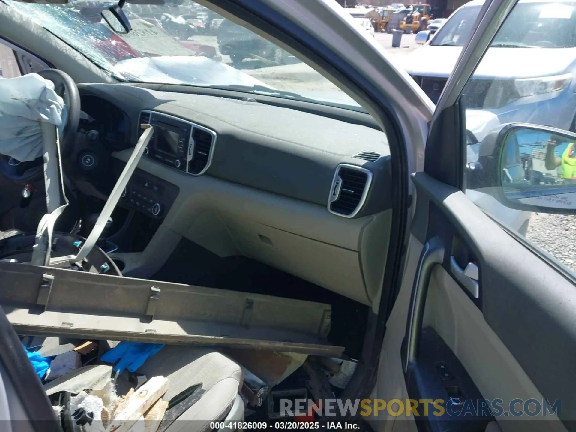 5 fotografías del automóvil dañado KNDPM3AC4K7591148 KIA SPORTAGE 2019