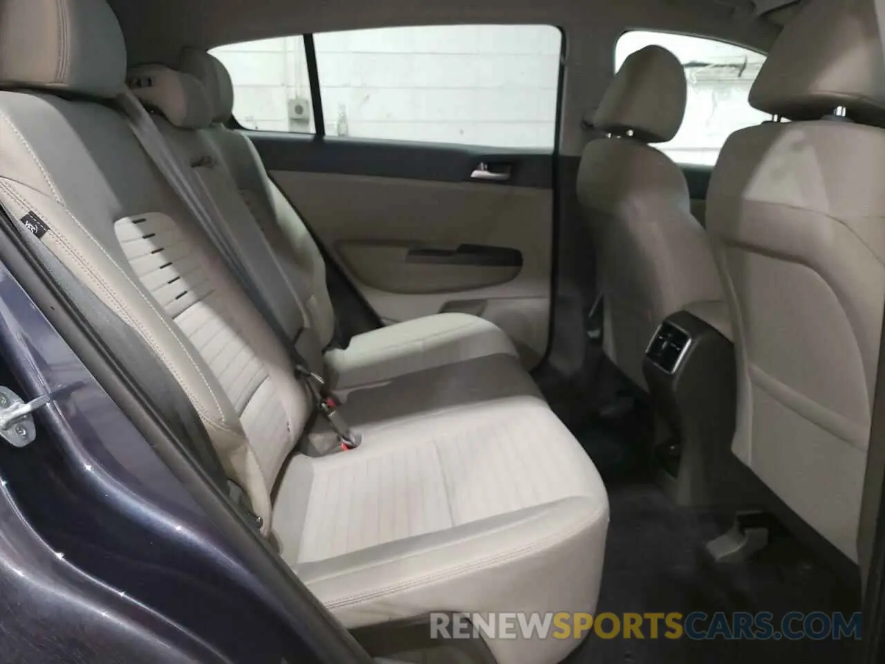 11 fotografías del automóvil dañado KNDPM3AC4K7592302 KIA SPORTAGE 2019