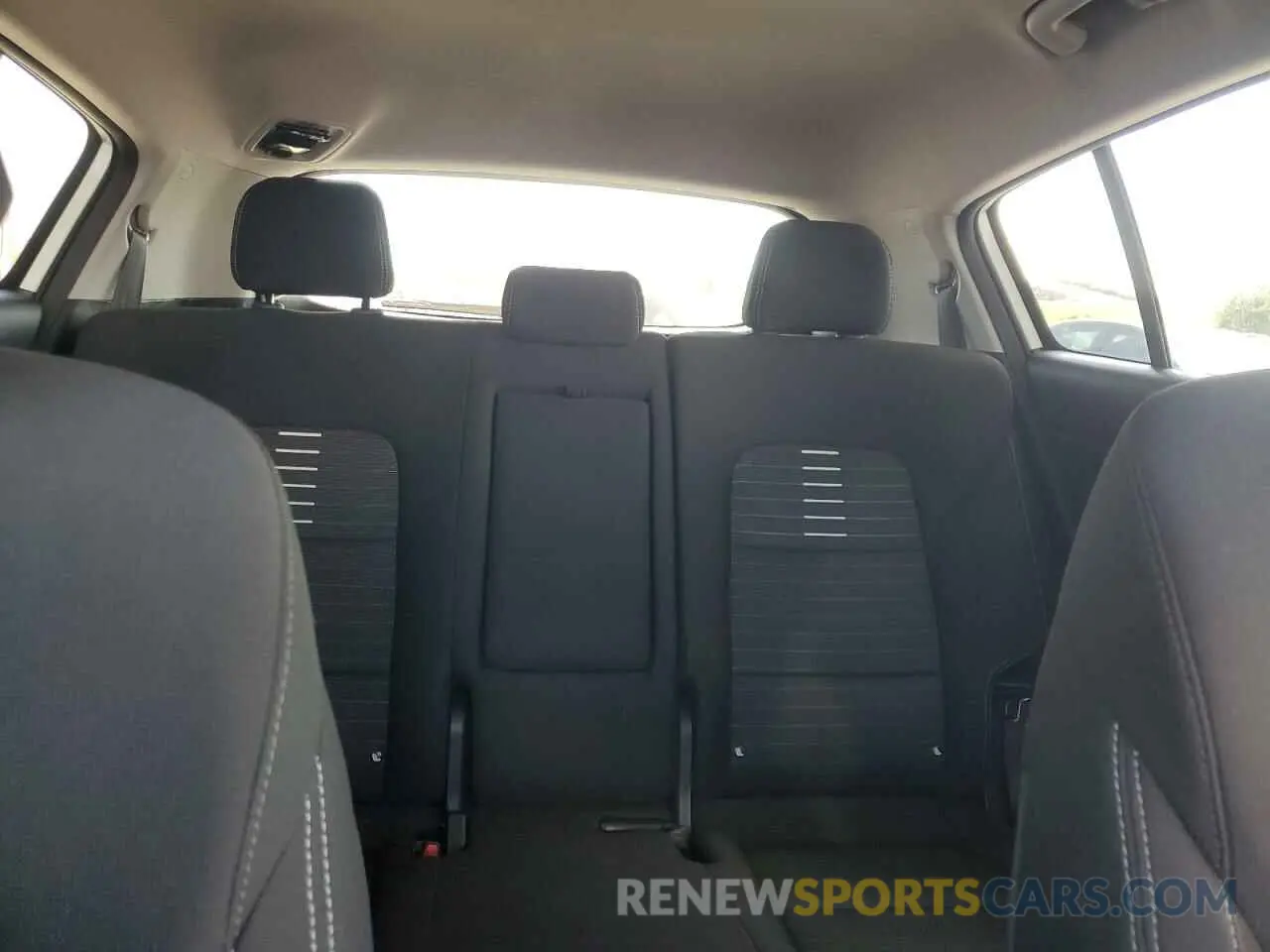 10 fotografías del automóvil dañado KNDPM3AC5K7525580 KIA SPORTAGE 2019