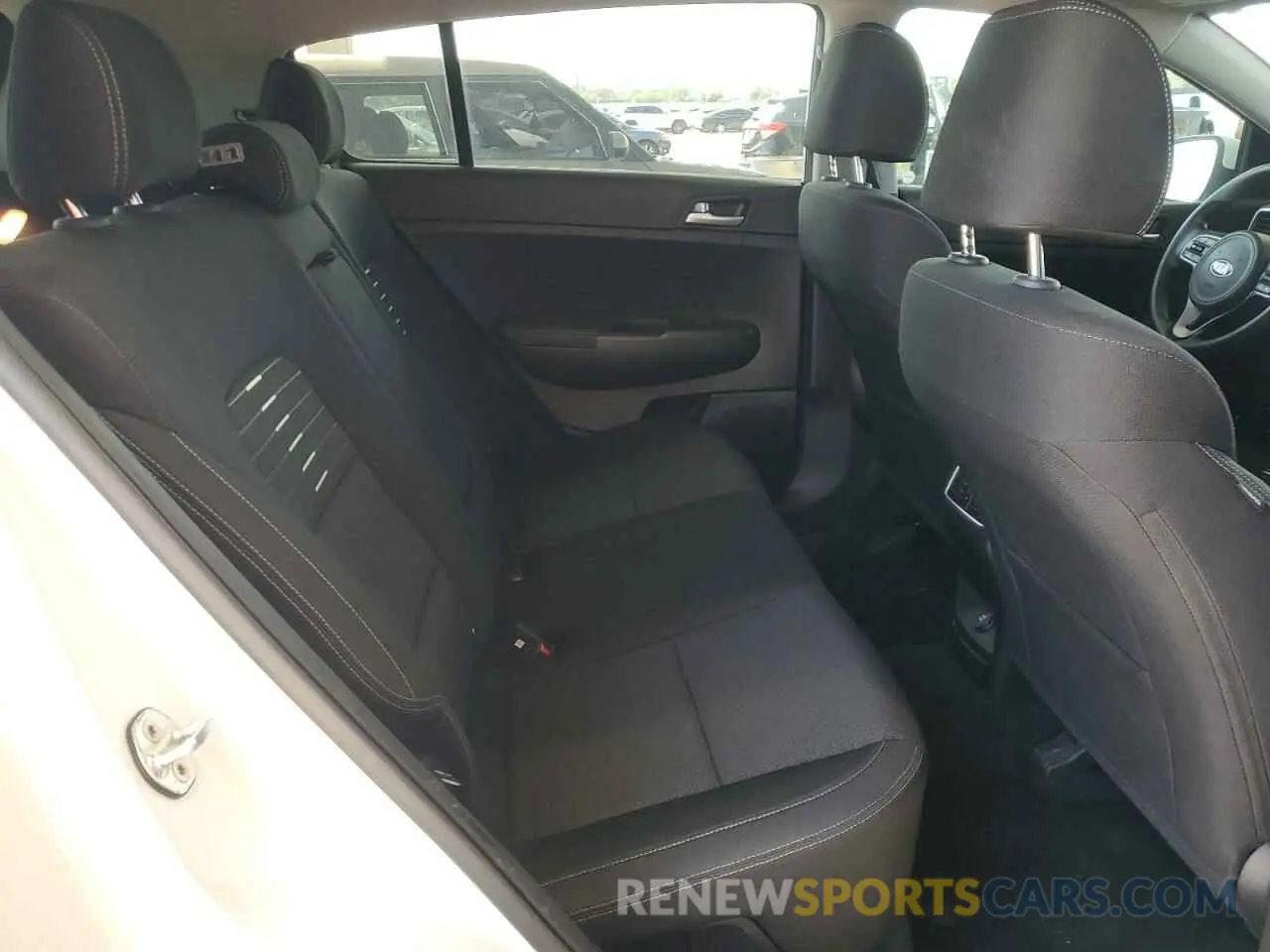 11 fotografías del automóvil dañado KNDPM3AC5K7525580 KIA SPORTAGE 2019