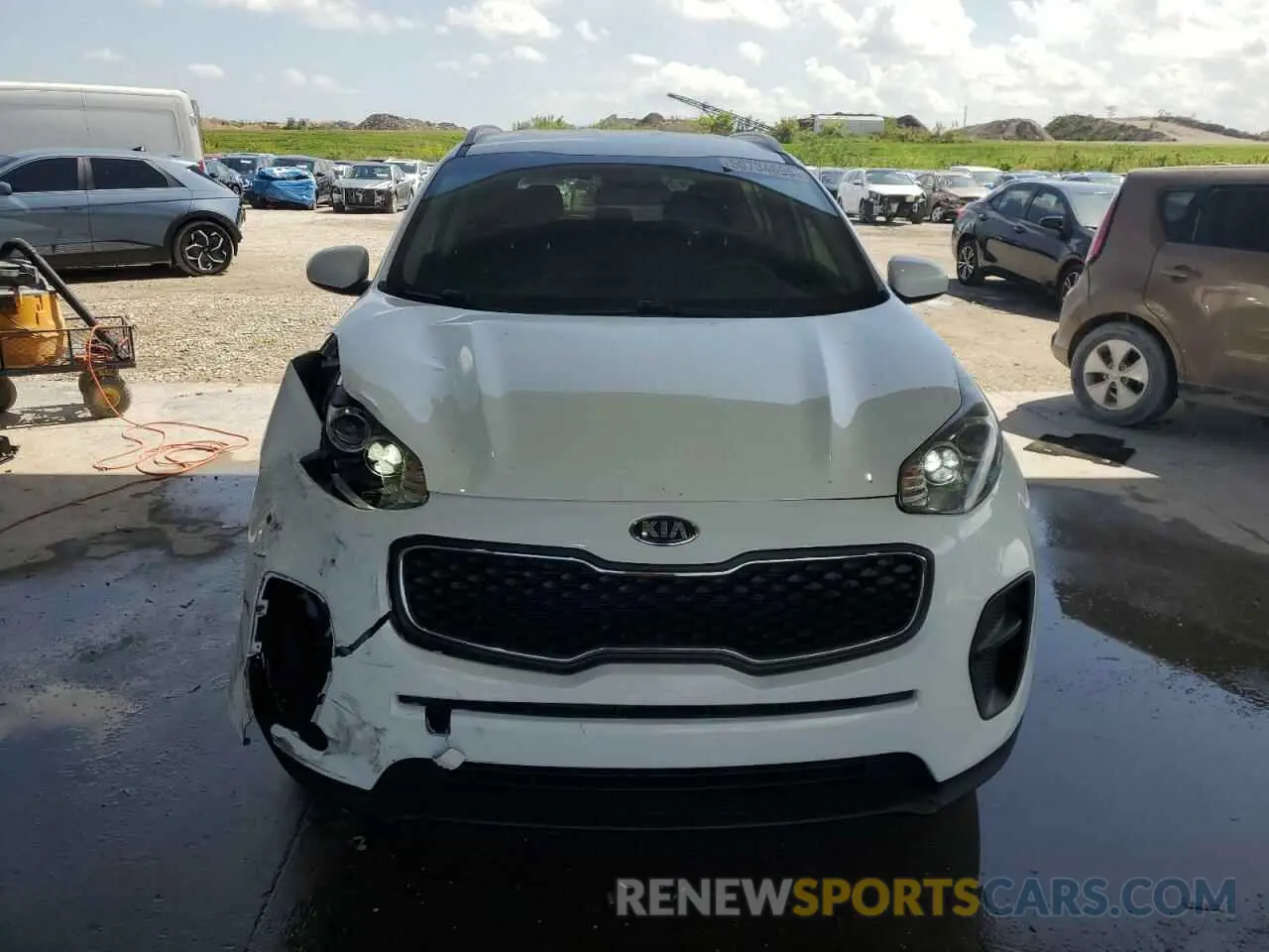 5 fotografías del automóvil dañado KNDPM3AC5K7525580 KIA SPORTAGE 2019