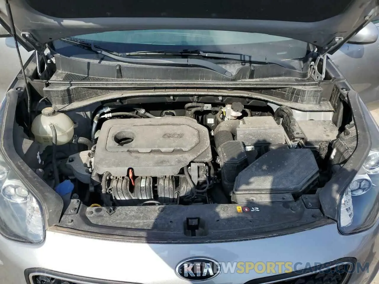 12 fotografías del automóvil dañado KNDPM3AC5K7623850 KIA SPORTAGE 2019