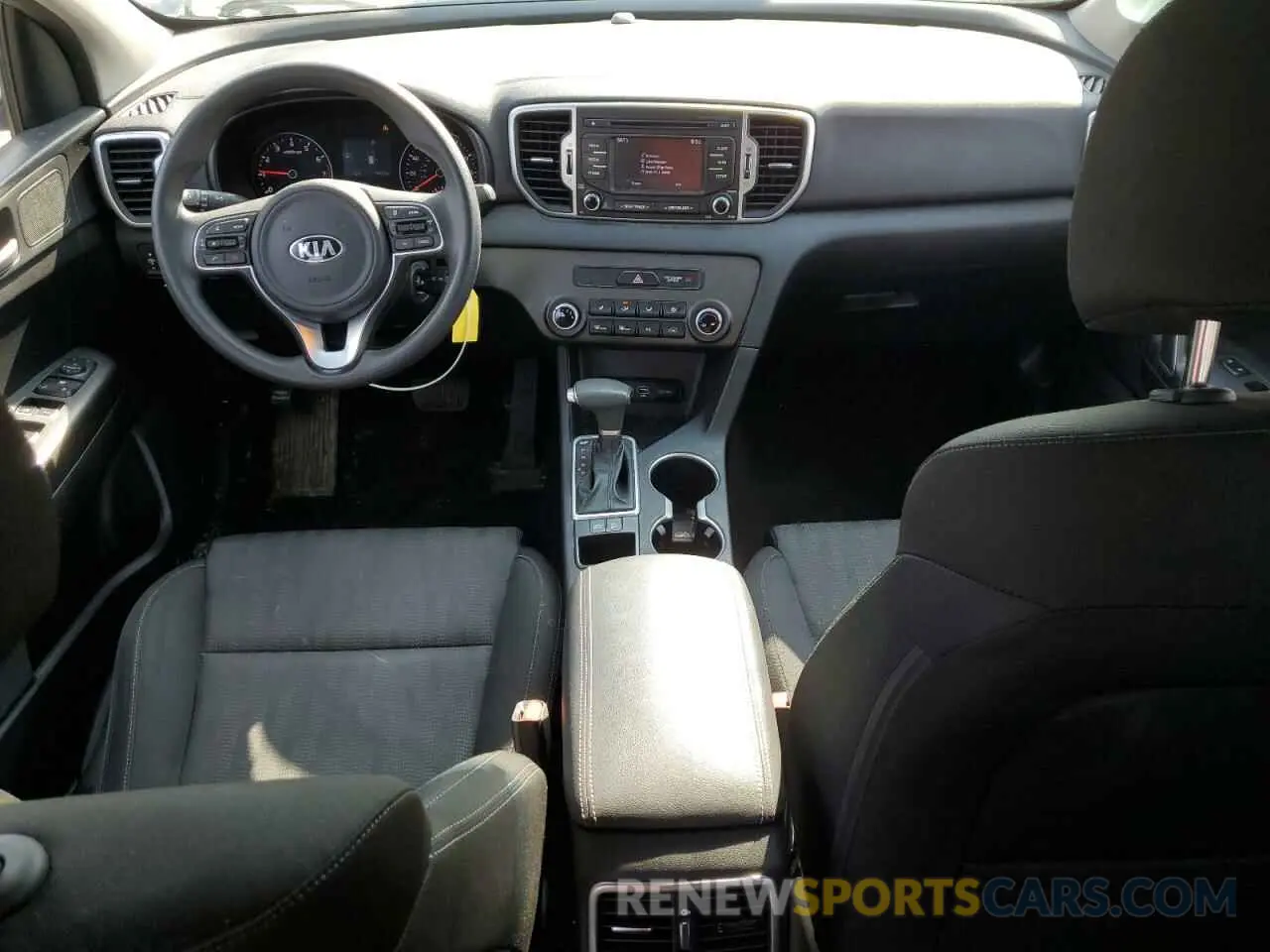 8 fotografías del automóvil dañado KNDPM3AC5K7623850 KIA SPORTAGE 2019