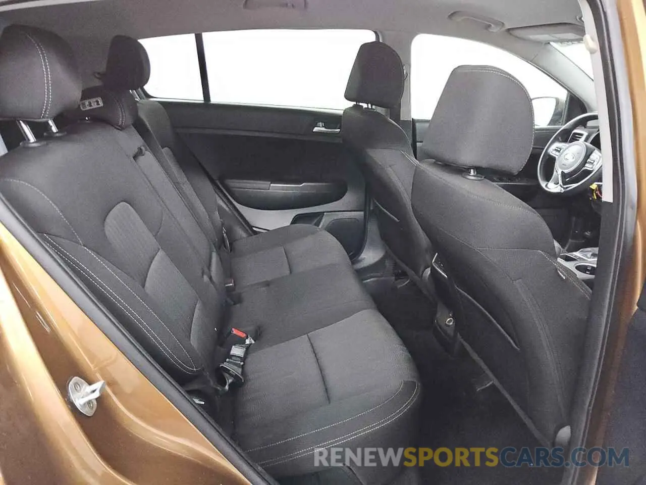 11 fotografías del automóvil dañado KNDPM3AC5K7627848 KIA SPORTAGE 2019