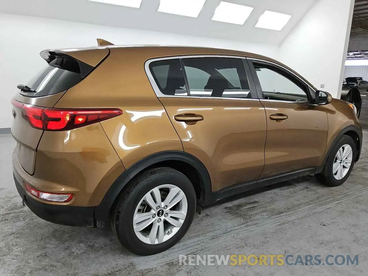 3 fotografías del automóvil dañado KNDPM3AC5K7627848 KIA SPORTAGE 2019