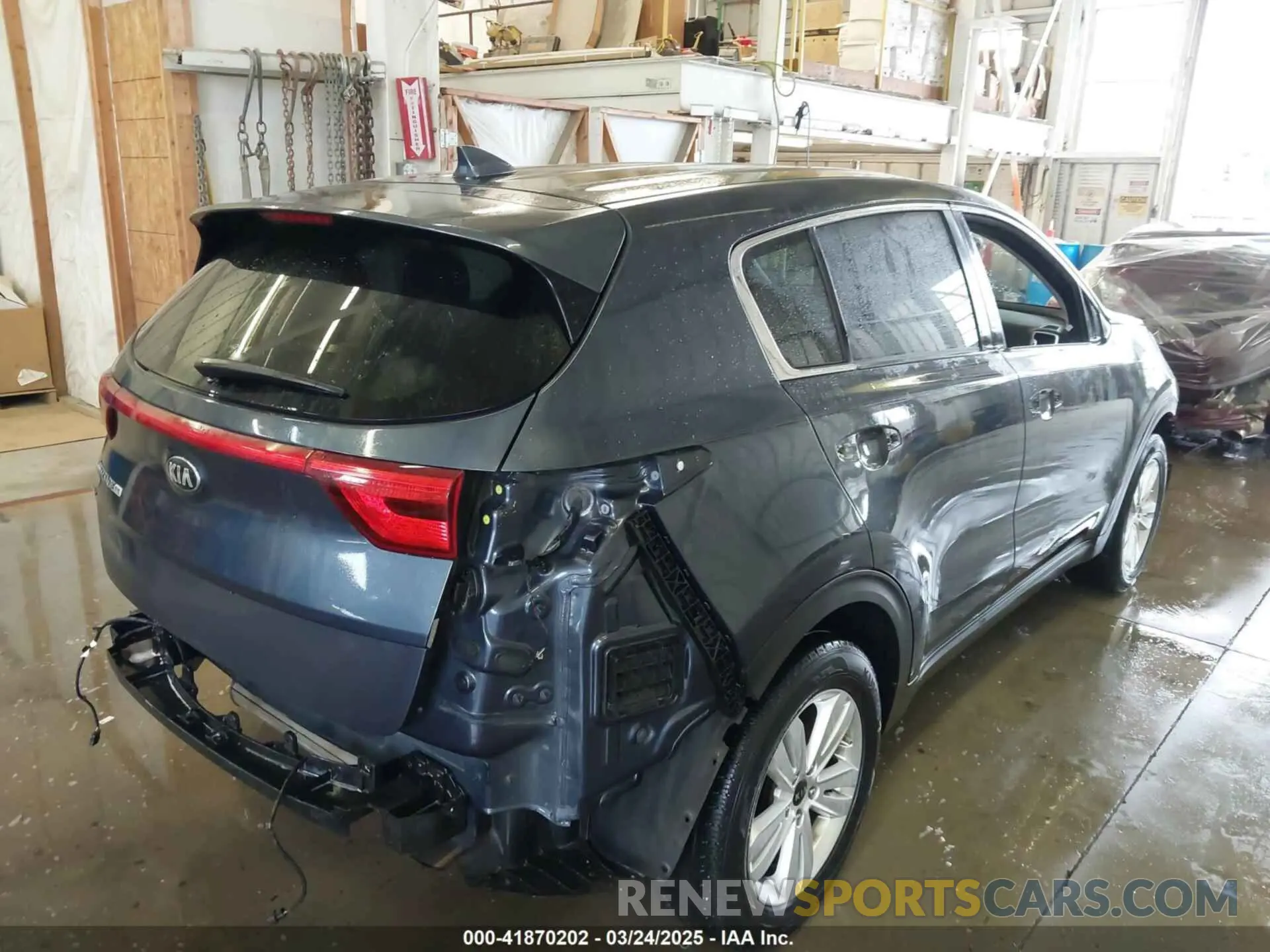 4 fotografías del automóvil dañado KNDPM3AC6K7591295 KIA SPORTAGE 2019