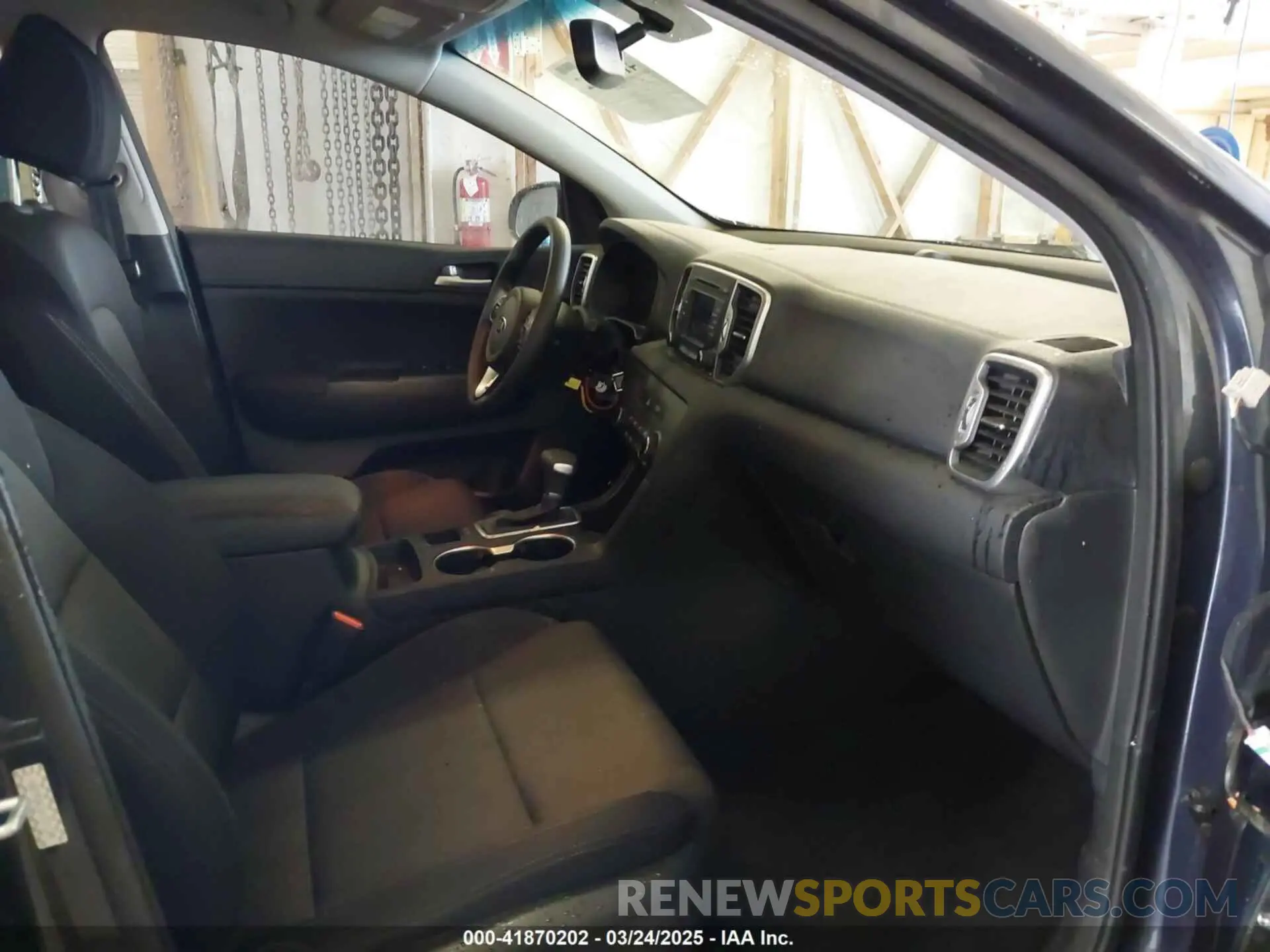 5 fotografías del automóvil dañado KNDPM3AC6K7591295 KIA SPORTAGE 2019