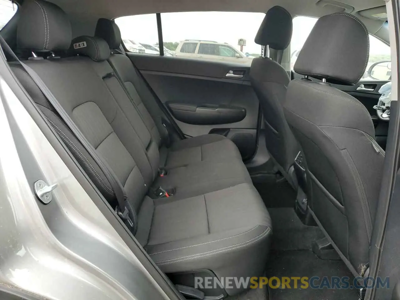 12 fotografías del automóvil dañado KNDPM3AC6K7594150 KIA SPORTAGE 2019