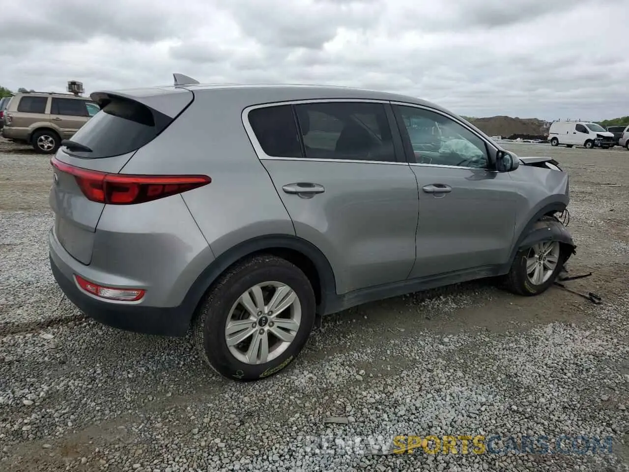 3 fotografías del automóvil dañado KNDPM3AC6K7594150 KIA SPORTAGE 2019