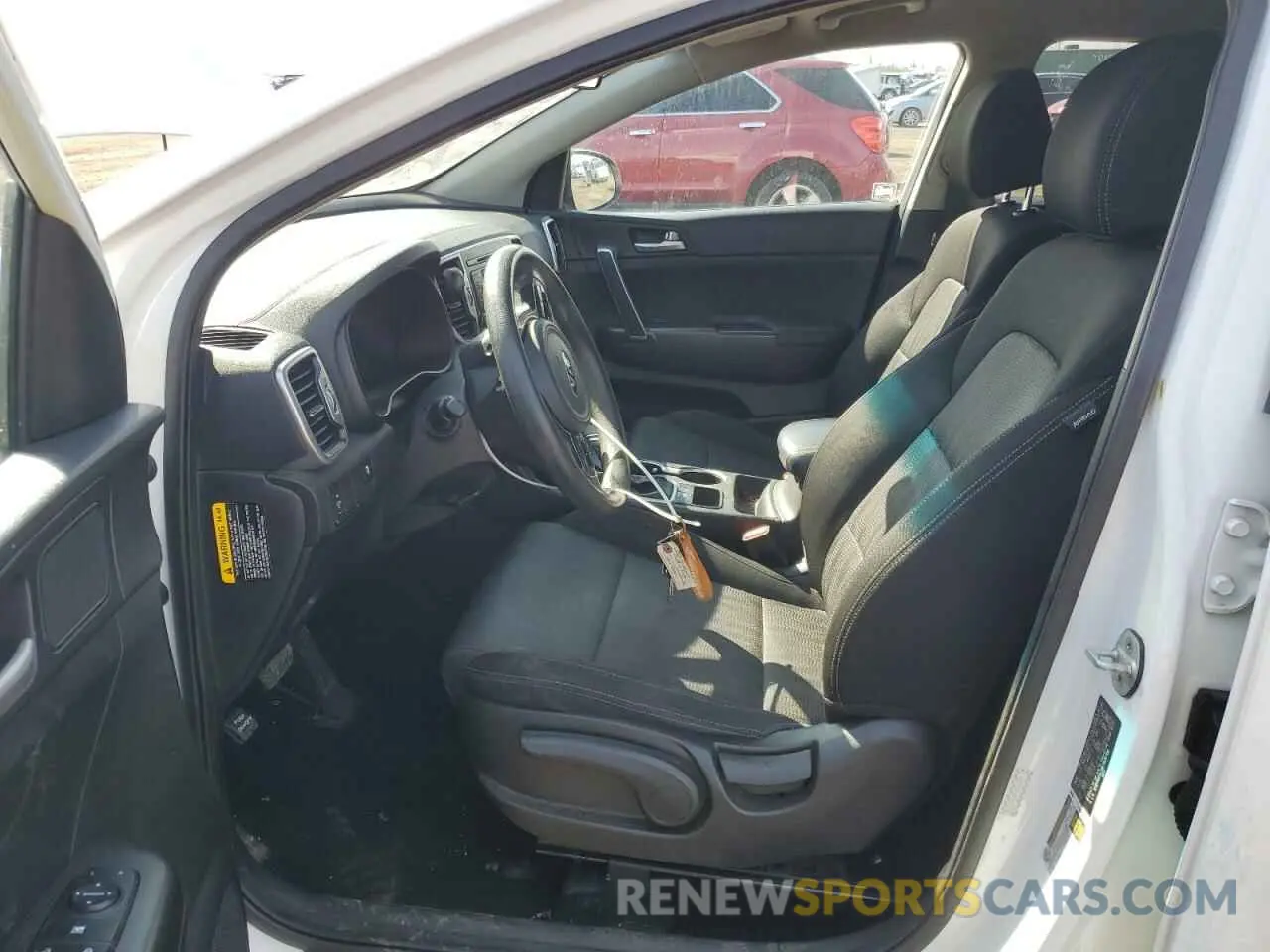 7 fotografías del automóvil dañado KNDPM3AC6K7620780 KIA SPORTAGE 2019