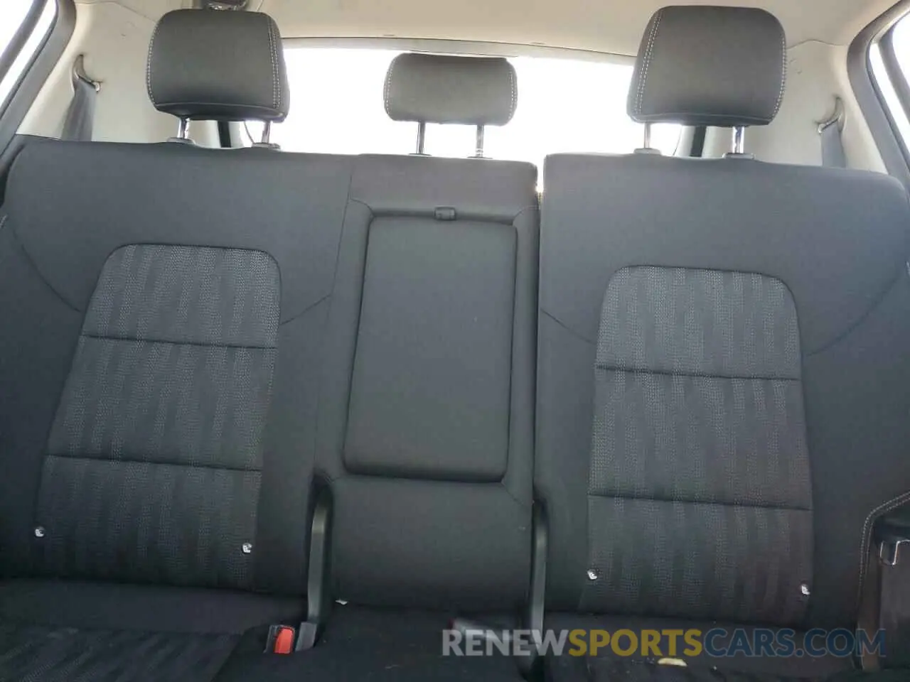 10 fotografías del automóvil dañado KNDPM3AC7K7558127 KIA SPORTAGE 2019