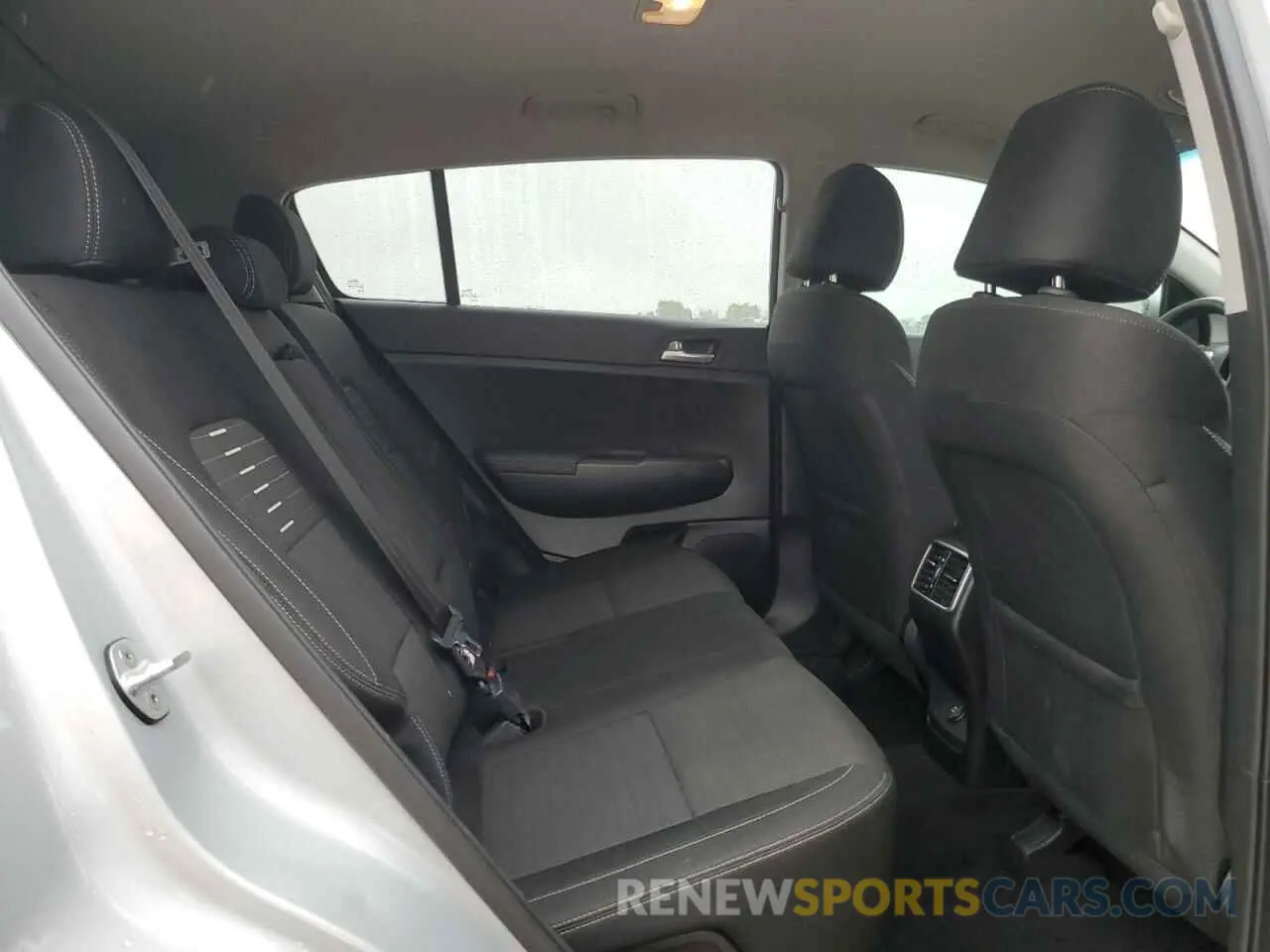 11 fotografías del automóvil dañado KNDPM3AC7K7611991 KIA SPORTAGE 2019
