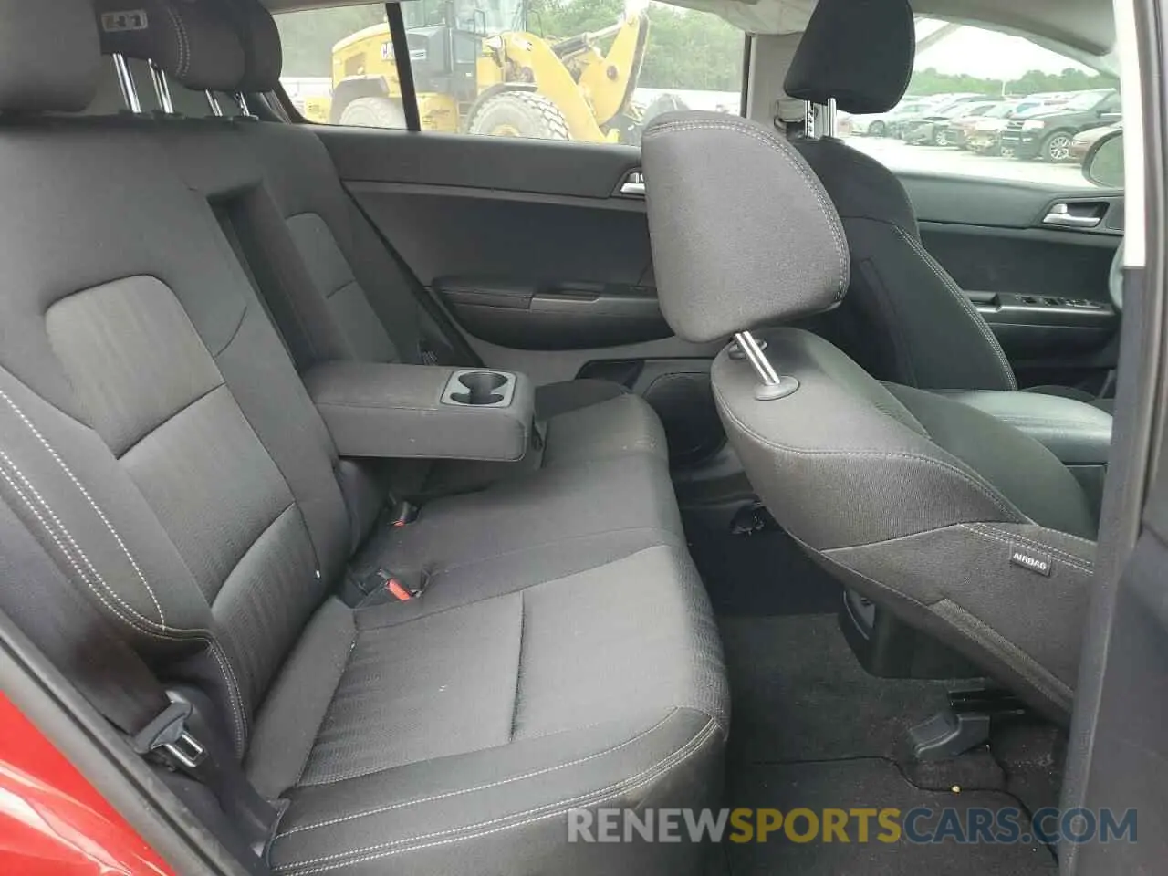 11 fotografías del automóvil dañado KNDPM3AC8K7567564 KIA SPORTAGE 2019