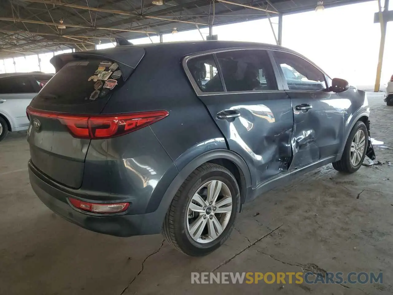 3 fotografías del automóvil dañado KNDPM3AC9K7613841 KIA SPORTAGE 2019
