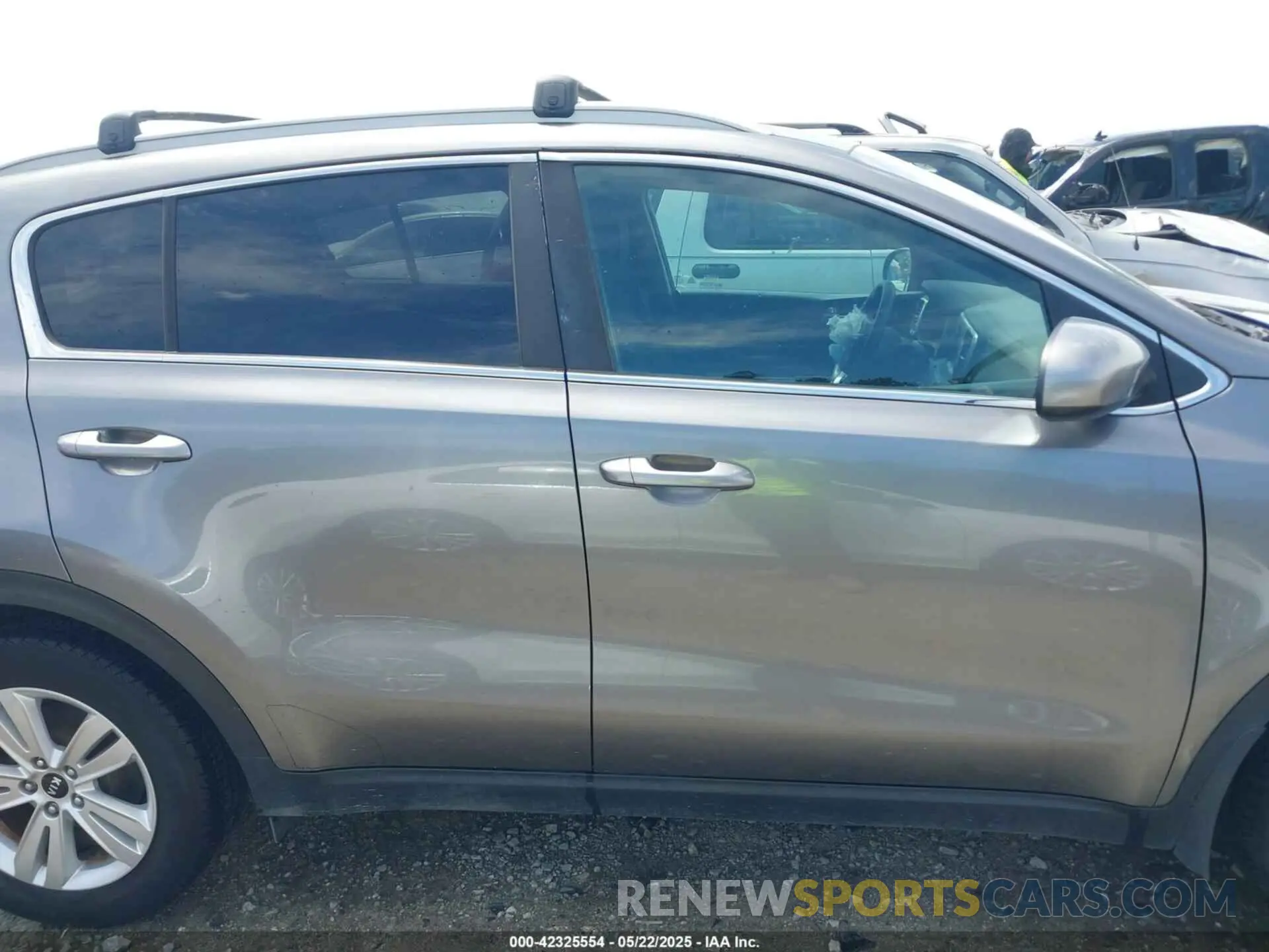 13 fotografías del automóvil dañado KNDPM3ACXK7545596 KIA SPORTAGE 2019
