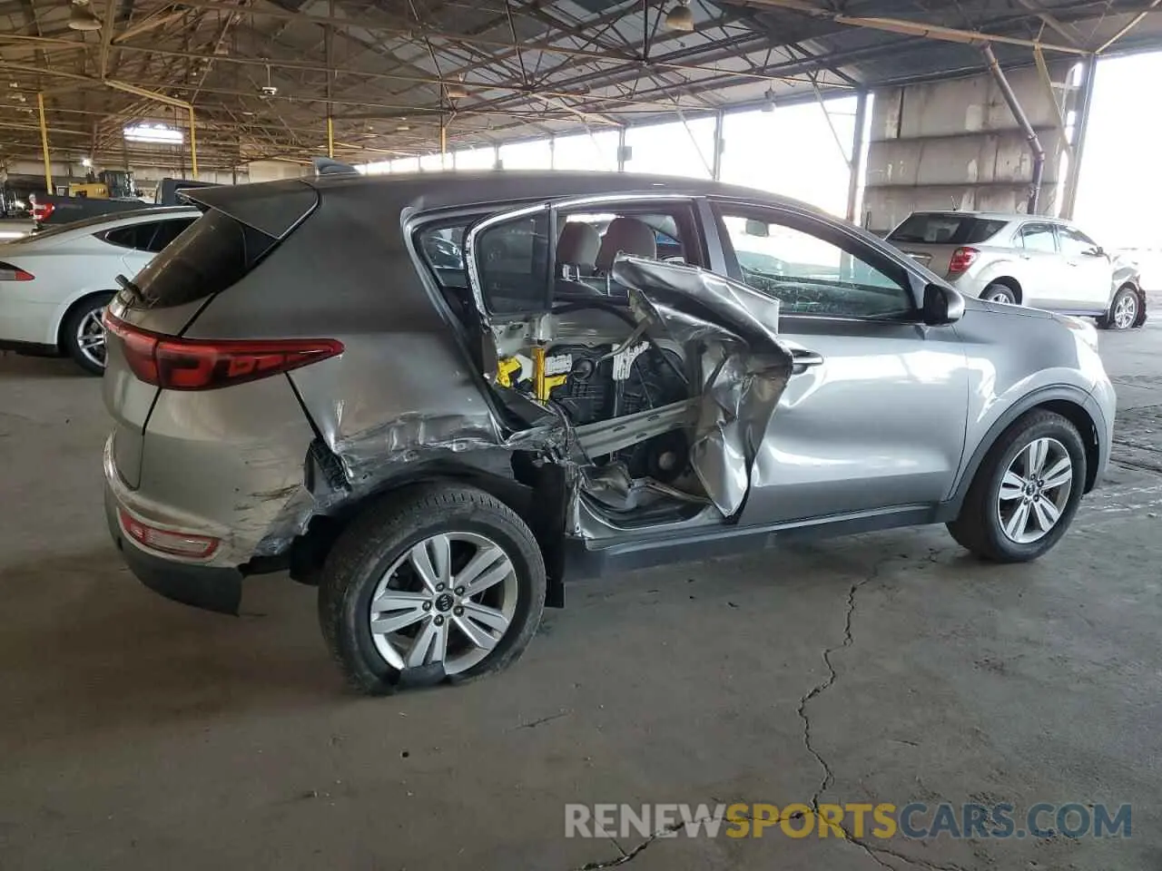 3 fotografías del automóvil dañado KNDPM3ACXK7578856 KIA SPORTAGE 2019
