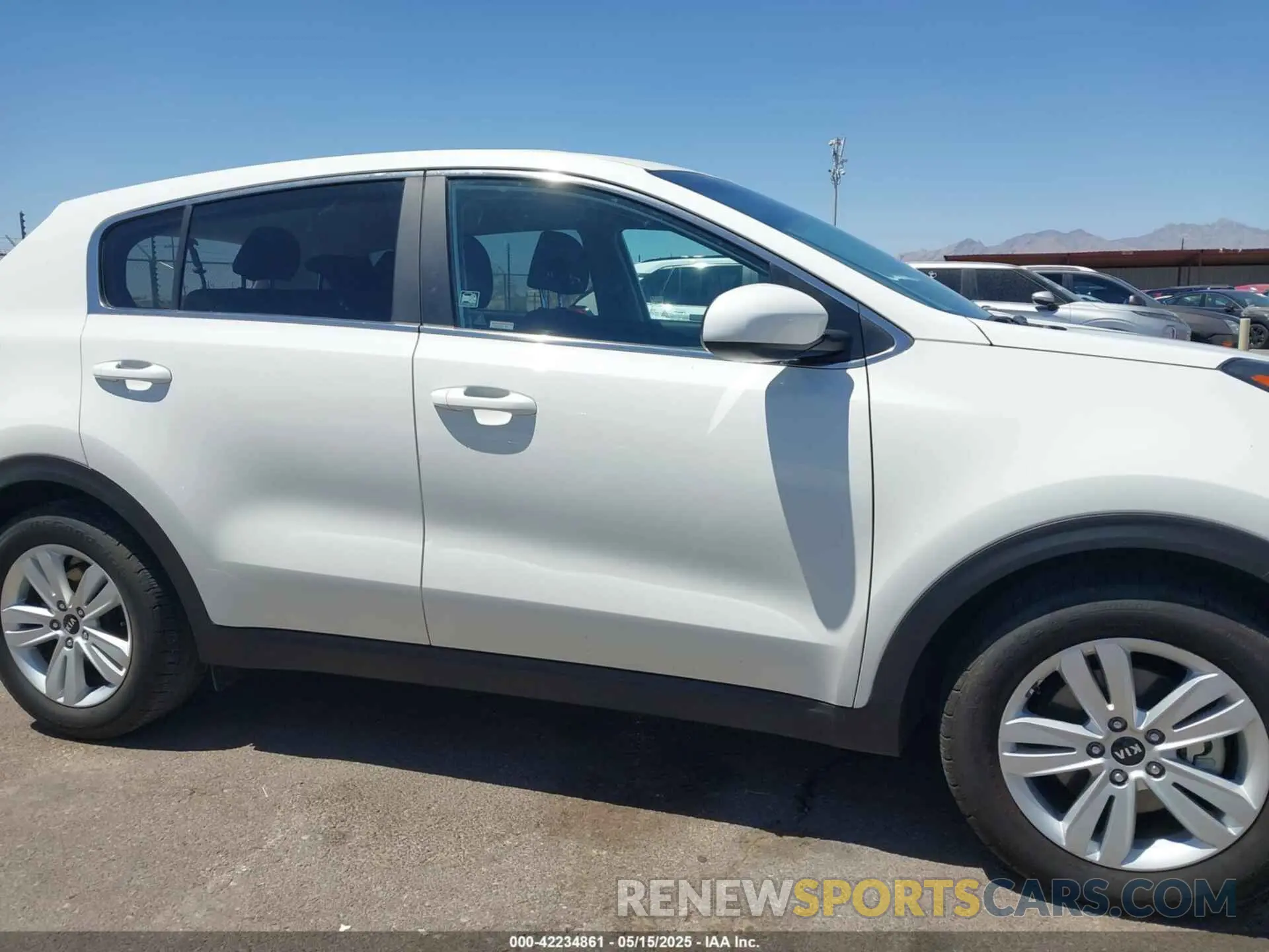 14 fotografías del automóvil dañado KNDPM3ACXK7595723 KIA SPORTAGE 2019