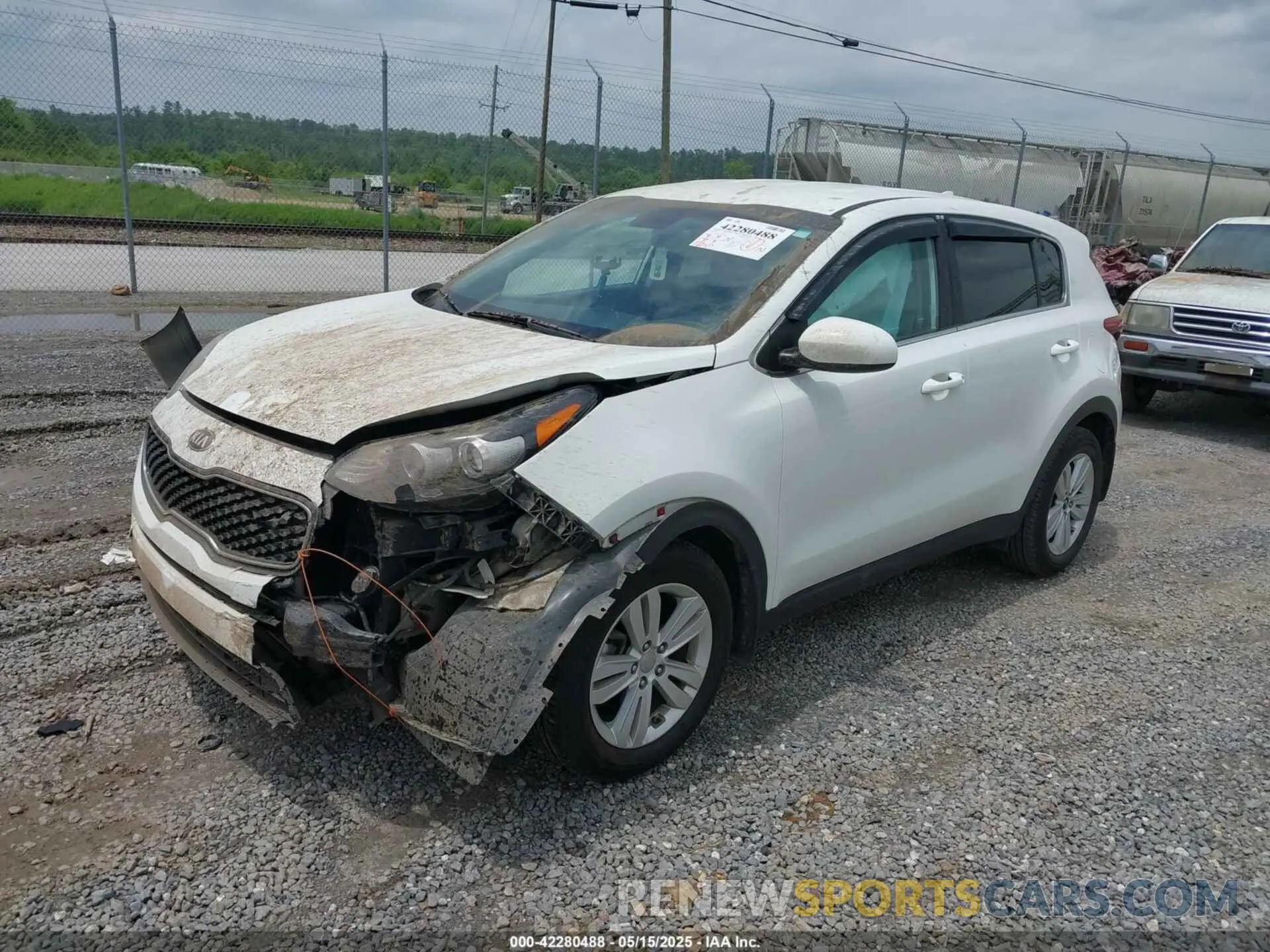 2 fotografías del automóvil dañado KNDPM3ACXK7626226 KIA SPORTAGE 2019