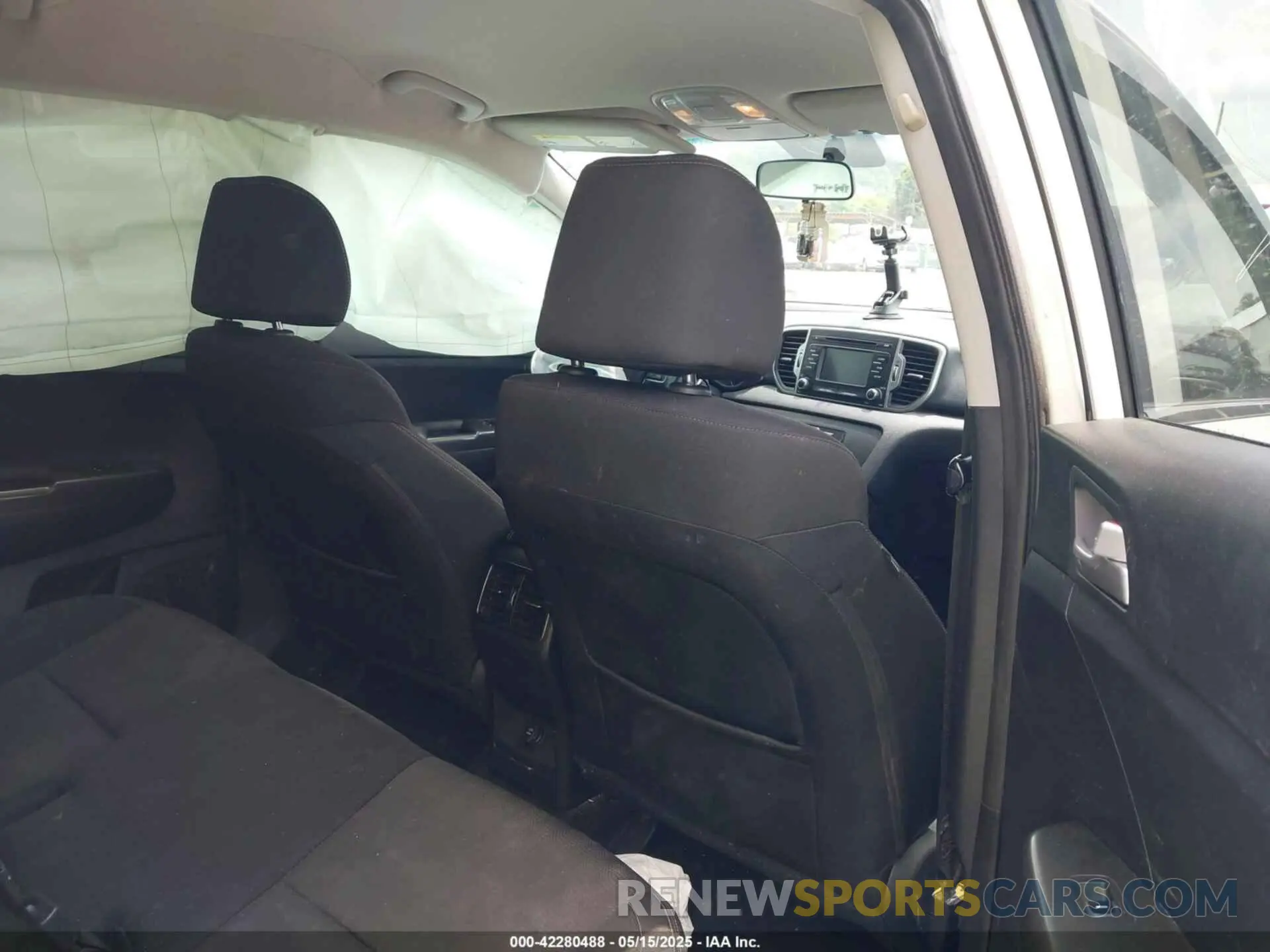 8 fotografías del automóvil dañado KNDPM3ACXK7626226 KIA SPORTAGE 2019