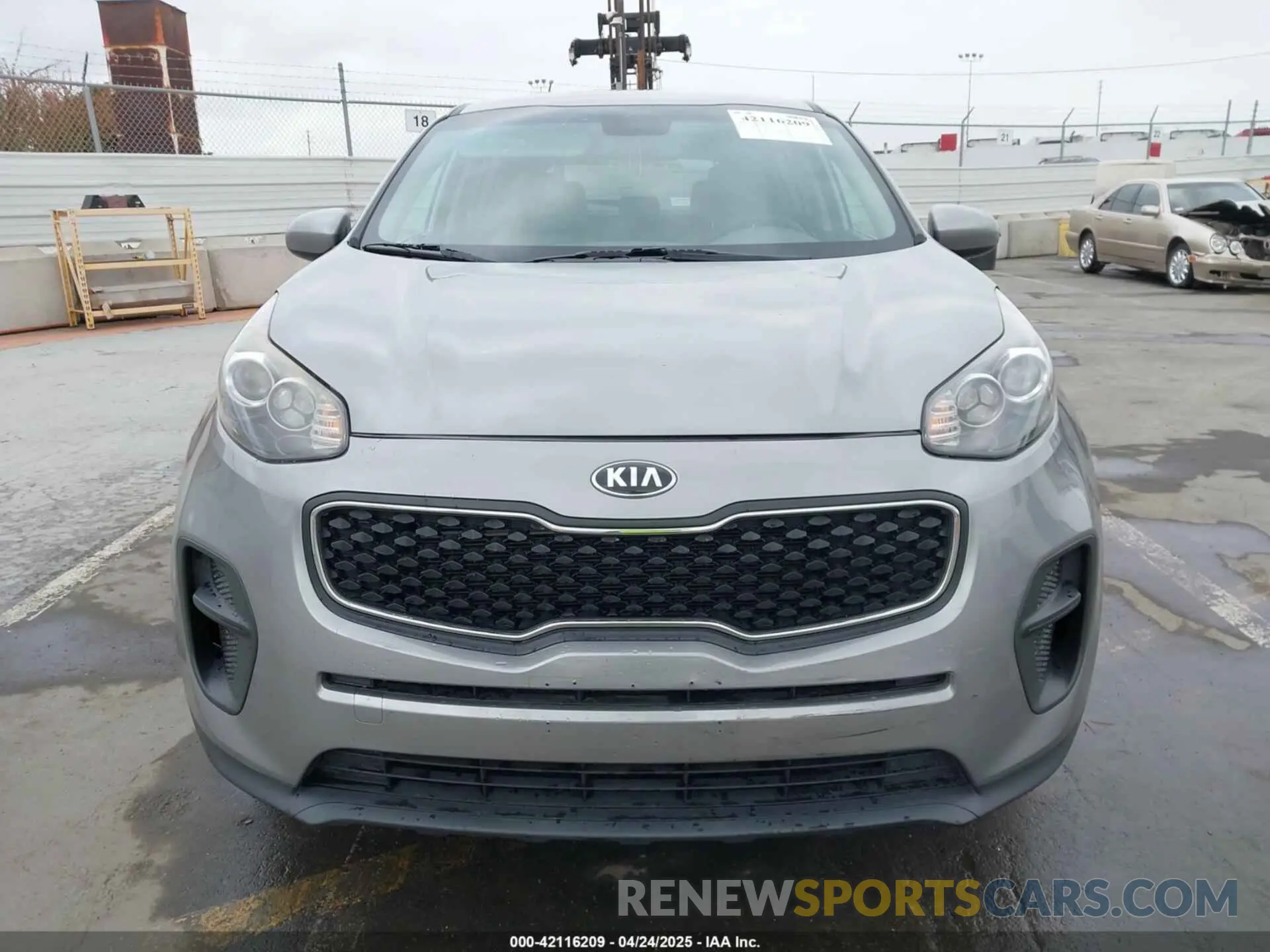 11 fotografías del automóvil dañado KNDPM3ACXK7626856 KIA SPORTAGE 2019