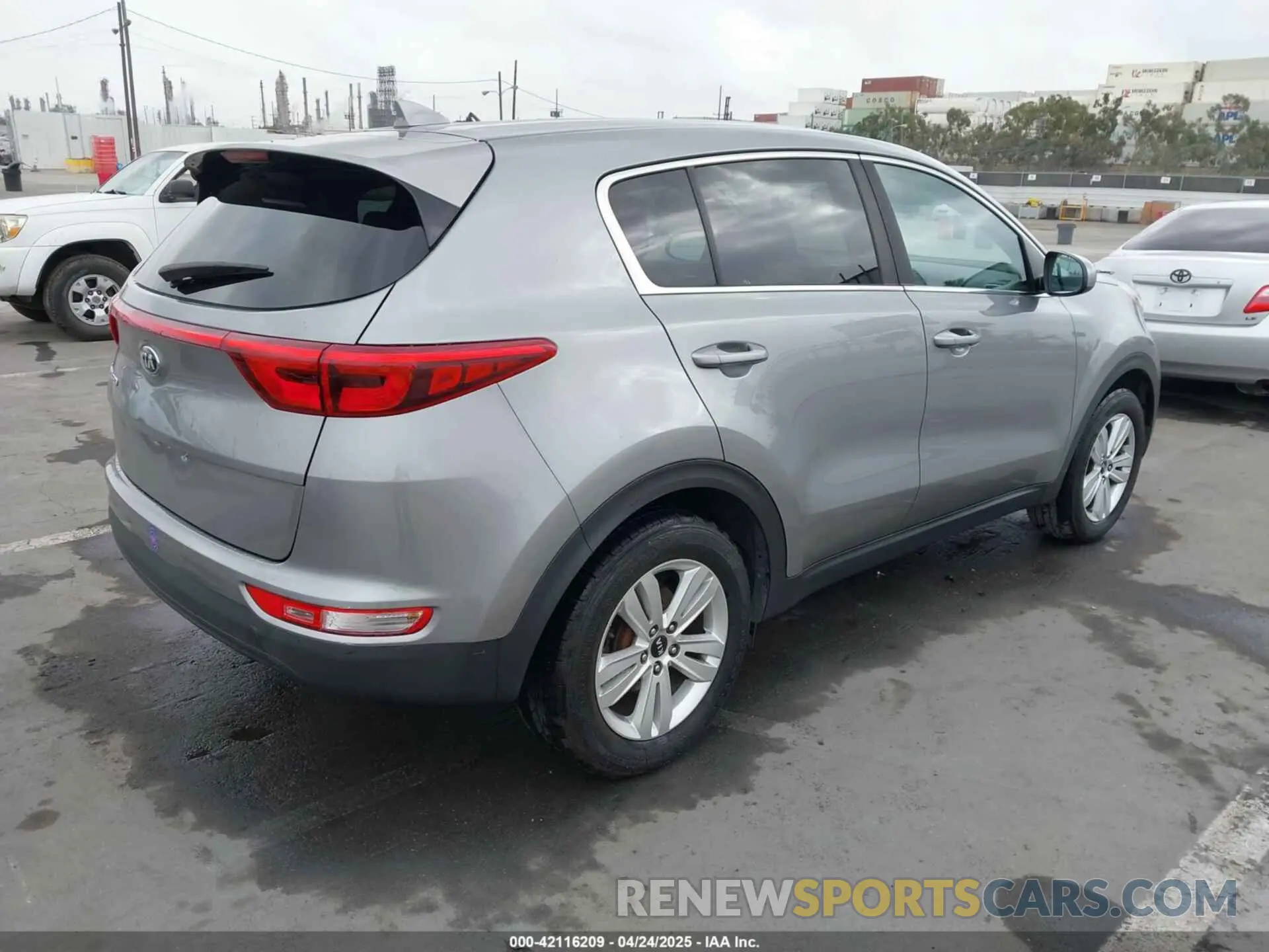 4 fotografías del automóvil dañado KNDPM3ACXK7626856 KIA SPORTAGE 2019