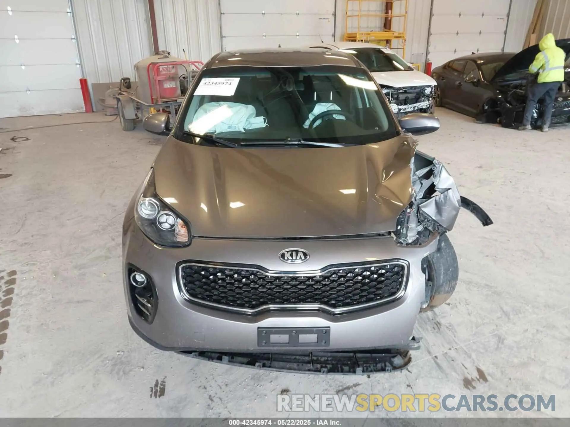 11 fotografías del automóvil dañado KNDPMCAC0K7529813 KIA SPORTAGE 2019