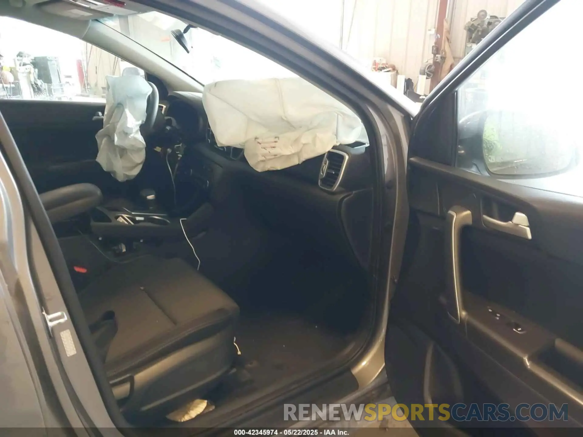 5 fotografías del automóvil dañado KNDPMCAC0K7529813 KIA SPORTAGE 2019