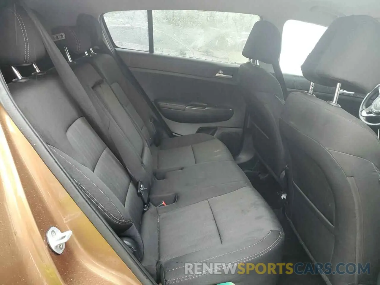 11 fotografías del automóvil dañado KNDPMCAC0K7609709 KIA SPORTAGE 2019