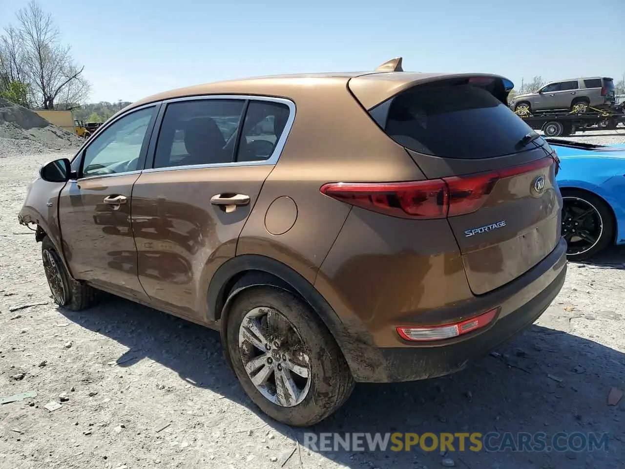 2 fotografías del automóvil dañado KNDPMCAC2K7611039 KIA SPORTAGE 2019