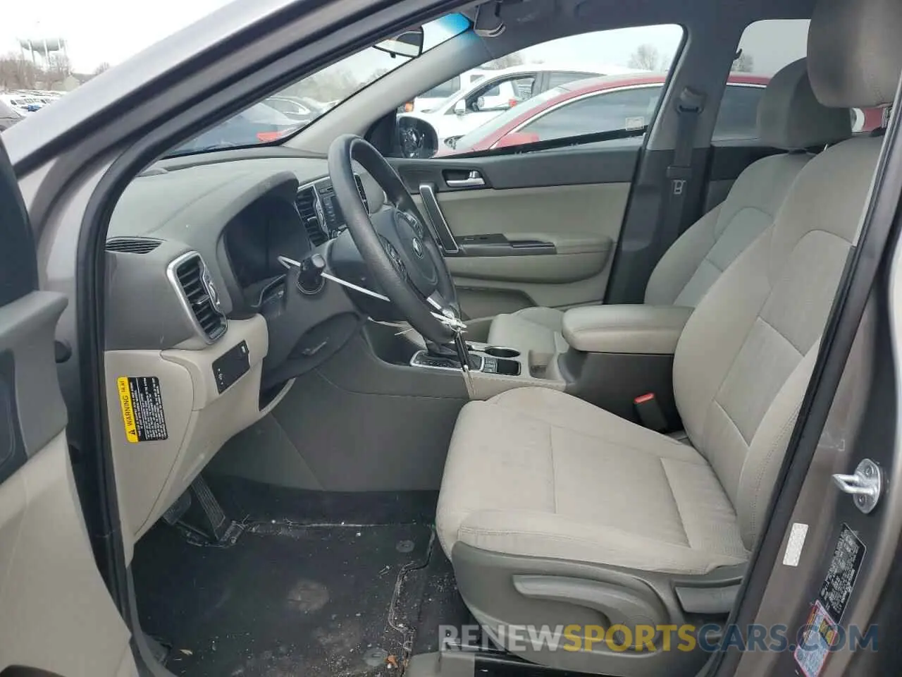7 fotografías del automóvil dañado KNDPMCAC5K7553086 KIA SPORTAGE 2019