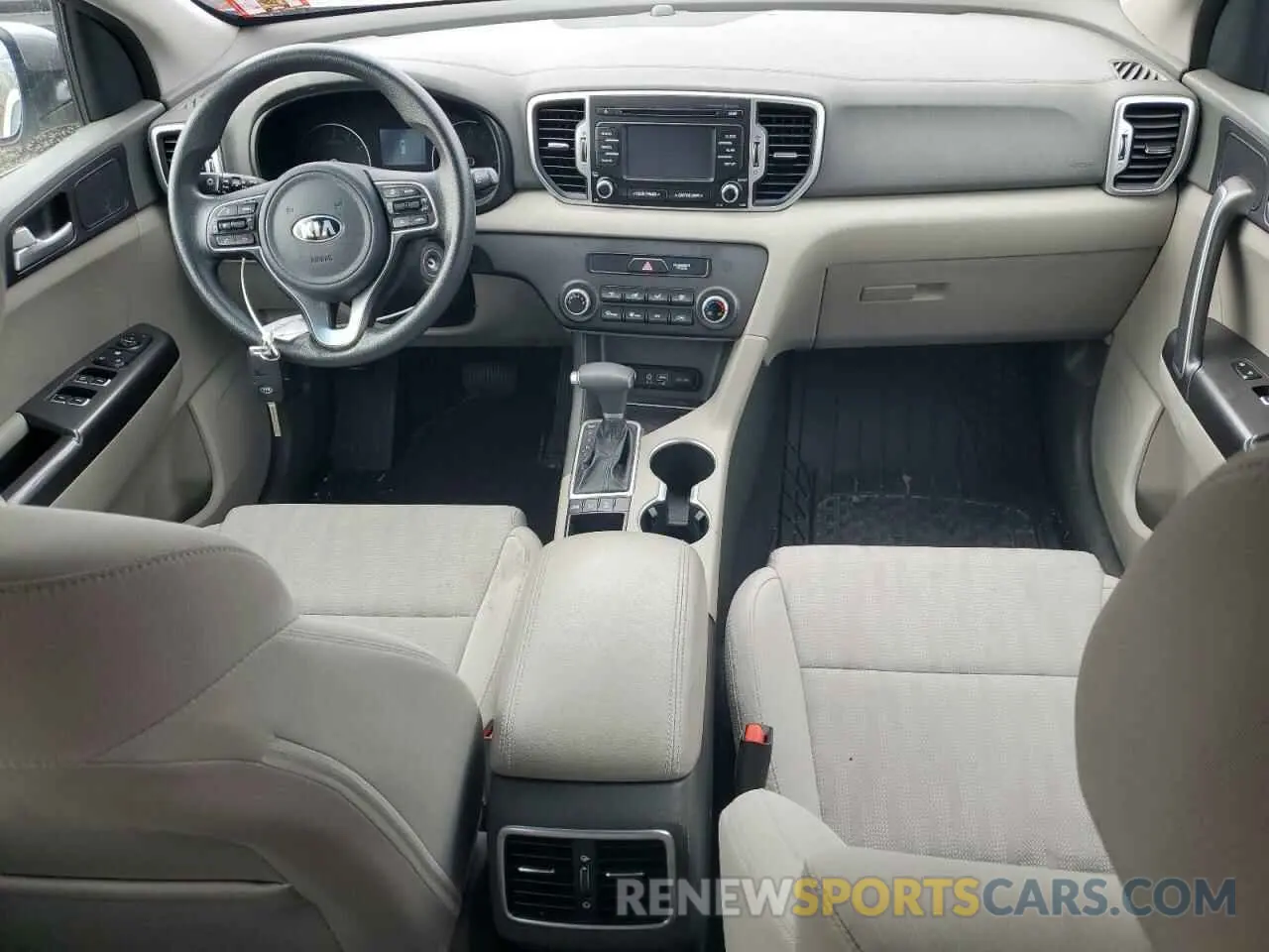 8 fotografías del automóvil dañado KNDPMCAC5K7553086 KIA SPORTAGE 2019