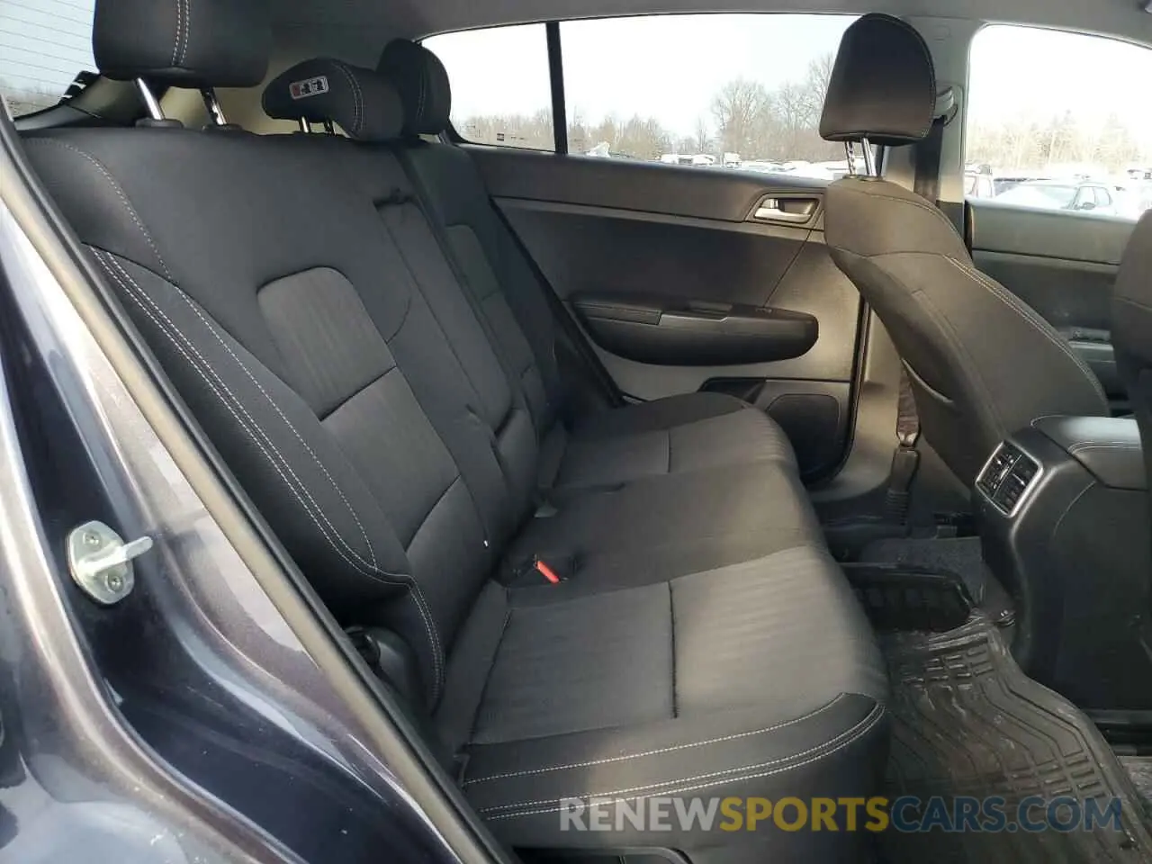 11 fotografías del automóvil dañado KNDPMCAC5K7562368 KIA SPORTAGE 2019