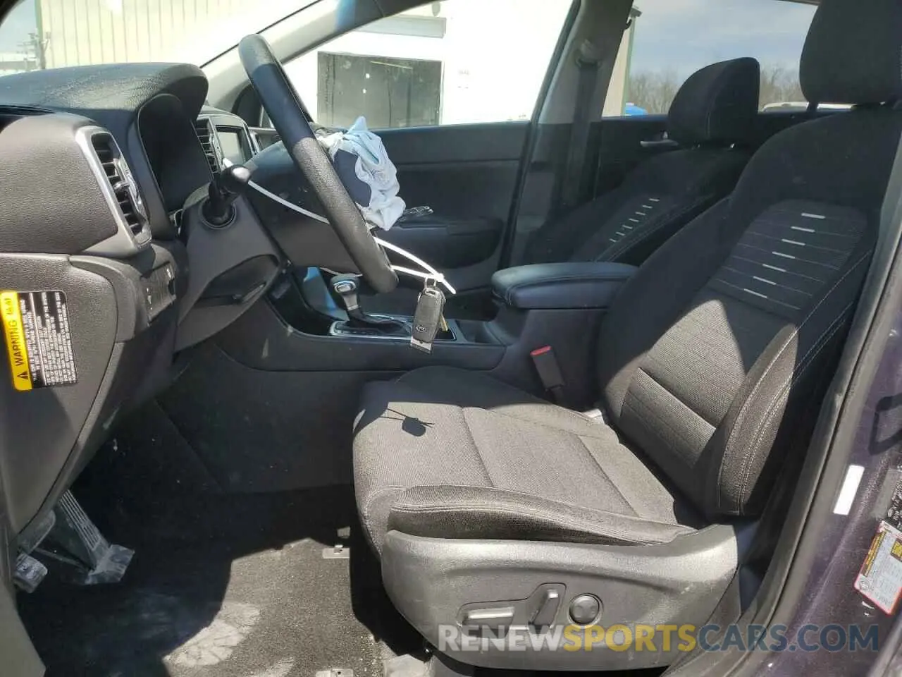 7 fotografías del automóvil dañado KNDPMCAC5K7613464 KIA SPORTAGE 2019